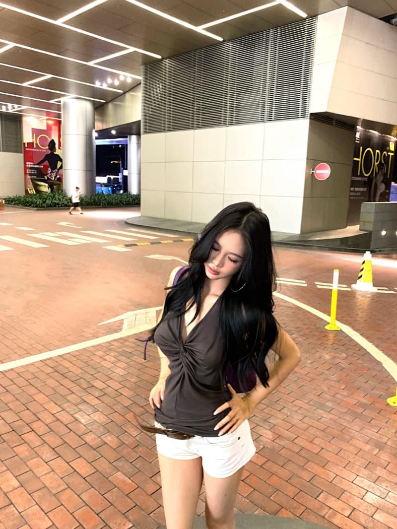 모달 와 사고 방식 260g 섹시한 아름다움 뒤로 황색 비틀림 행침 목 캐미솔 여름 상세 이미지 2