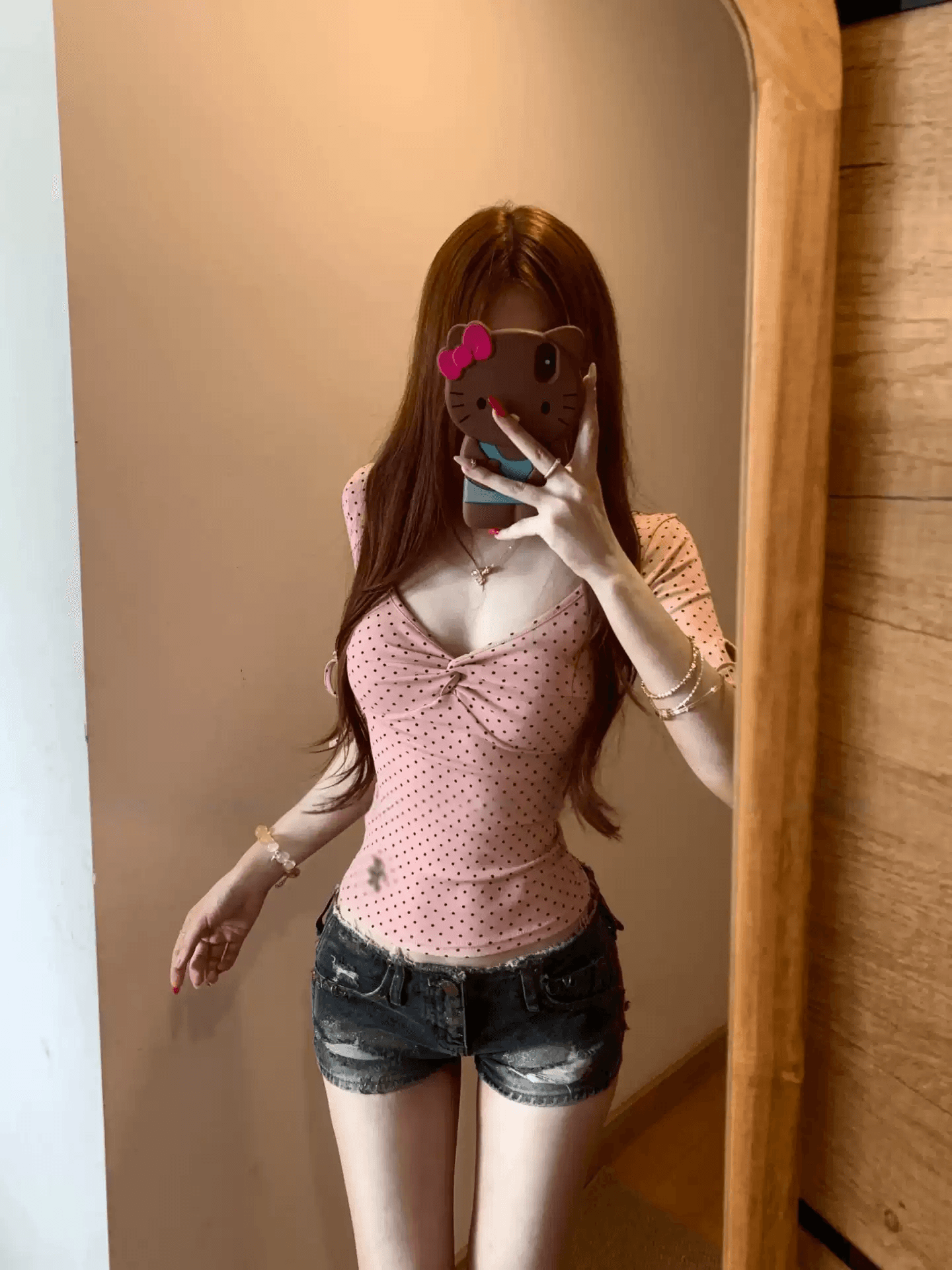 아메리칸 핫걸 도트 무늬 핑크색 긍정적 인 어깨 반팔 티셔츠 여성 여름 새로운 몸매 가꾸기 슬림해 보이는 달콤함 스트랩 맨위 tee 이미지 2