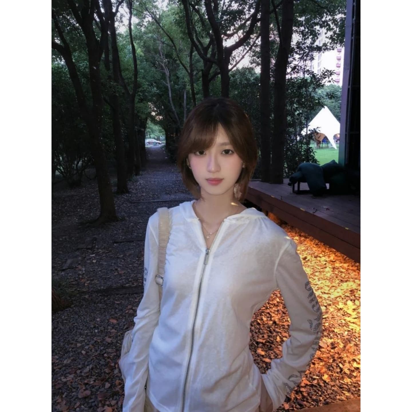 눈꽃 면 165 그램 핫픽스 공예 이후 패키지 핫걸 느슨함 센스 블라우스 얇은 코트 상세 이미지 2