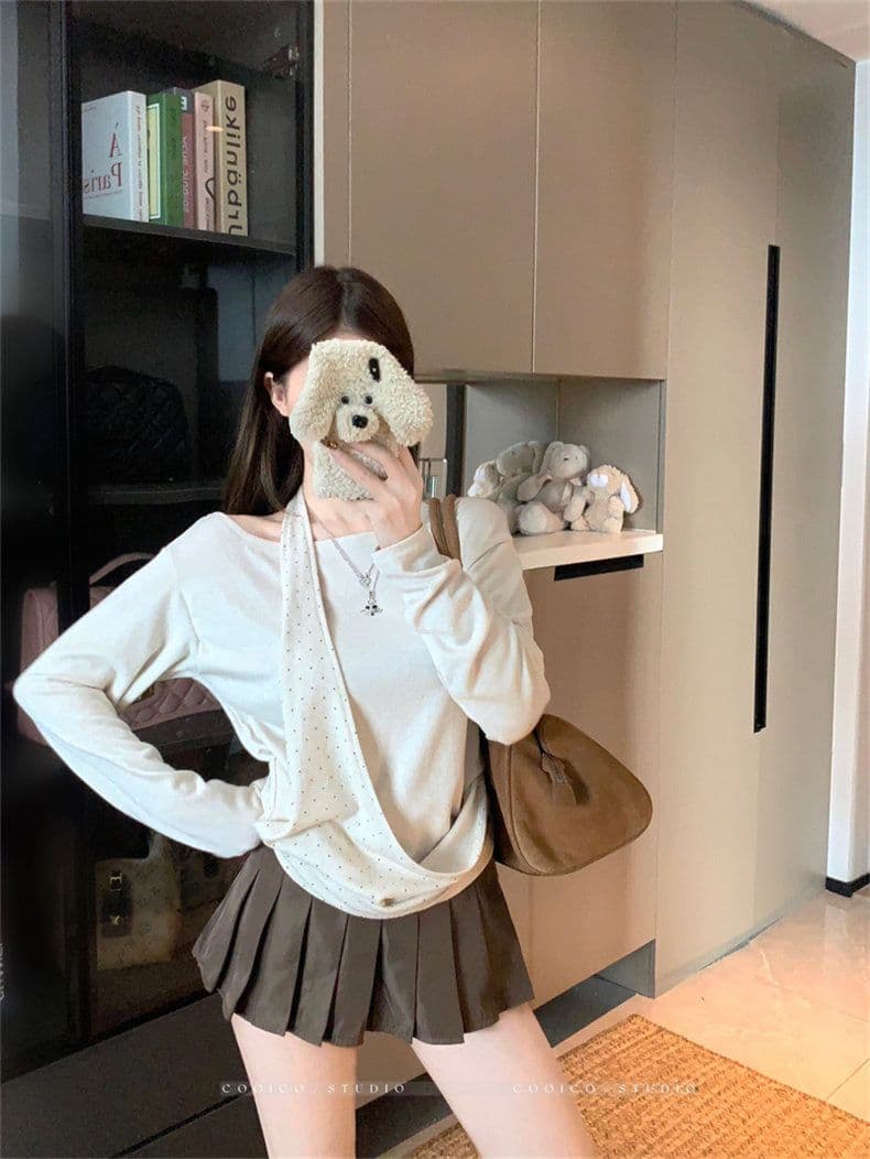 한국 스타일 여성 가을 새로운 슬림해 보이는 맨위 페이크 레이어드 비스듬한 어깨 행침 목 긴팔 맨위 여성 이미지 2