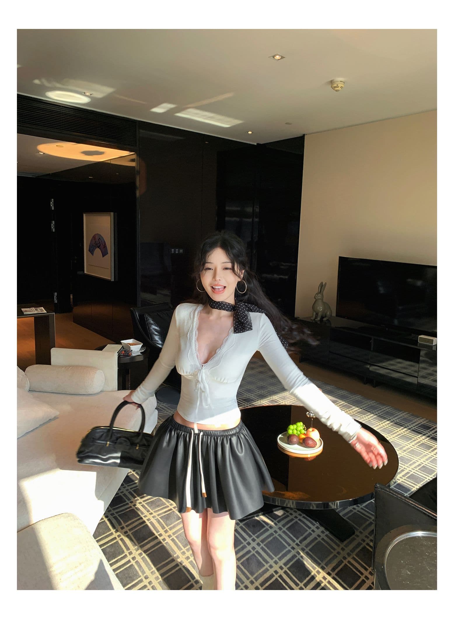 사람들 면 고급 센스 레이스 조각 보라색 V넥 긴팔 티셔츠 가을 몸매 가꾸기 인사이드 가져 가라. 기본 셔츠 맨위 상세 이미지 6