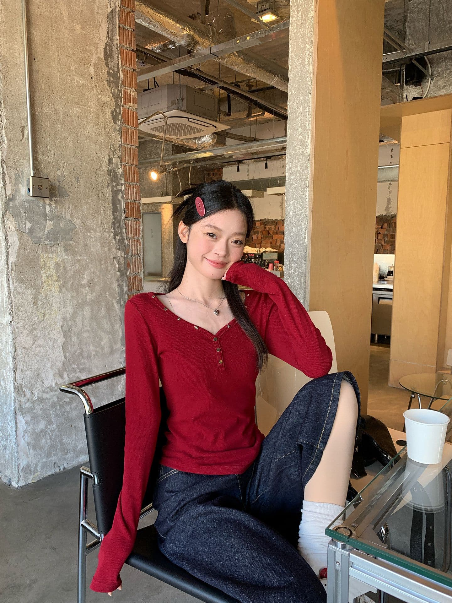 사람들 면 빨간색 깊은 V 넥 기본 셔츠 여성 리우 딩 디자인 센스 몸매 가꾸기 긴팔 티셔츠 핫걸 허리 수축 맨위 상세 이미지 1