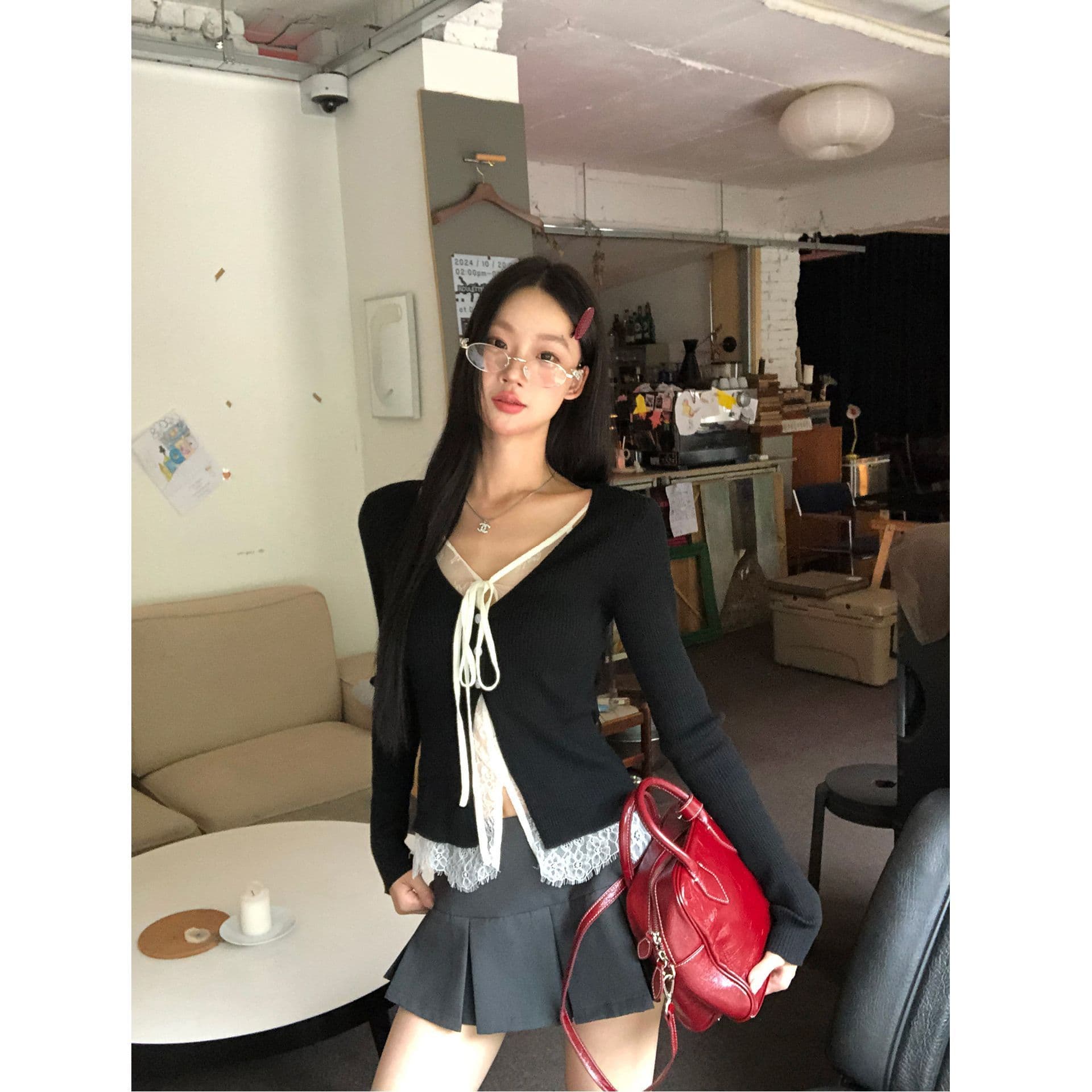 레드 맨 파빌리온 니트 스웨터 여성 착용 가져 가라. 검정색 외부 잡아라. 의류 레이스 페이크 레이어드 스웨터 코트 이미지 2