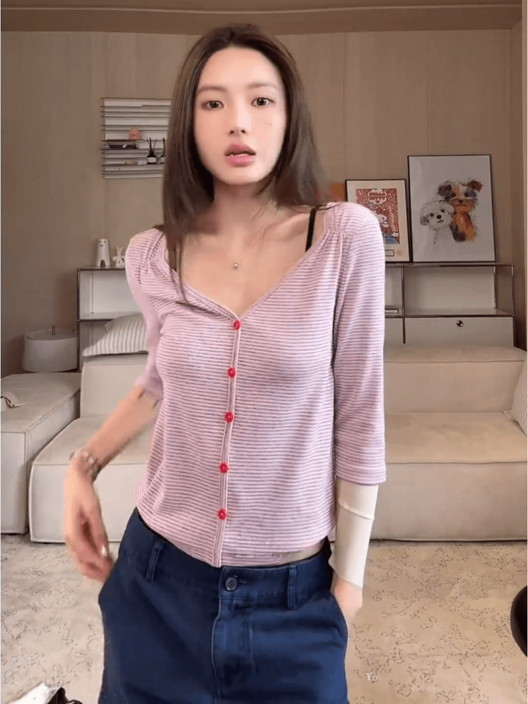 배색 스트라이프 V넥 7부 소매 니트 티셔츠 여성 여름 얇은 스타일 디자인 센스 작은 대중 몸매 가꾸기 쇼트 스타일 오픈 가디건 맨위 이미지 3