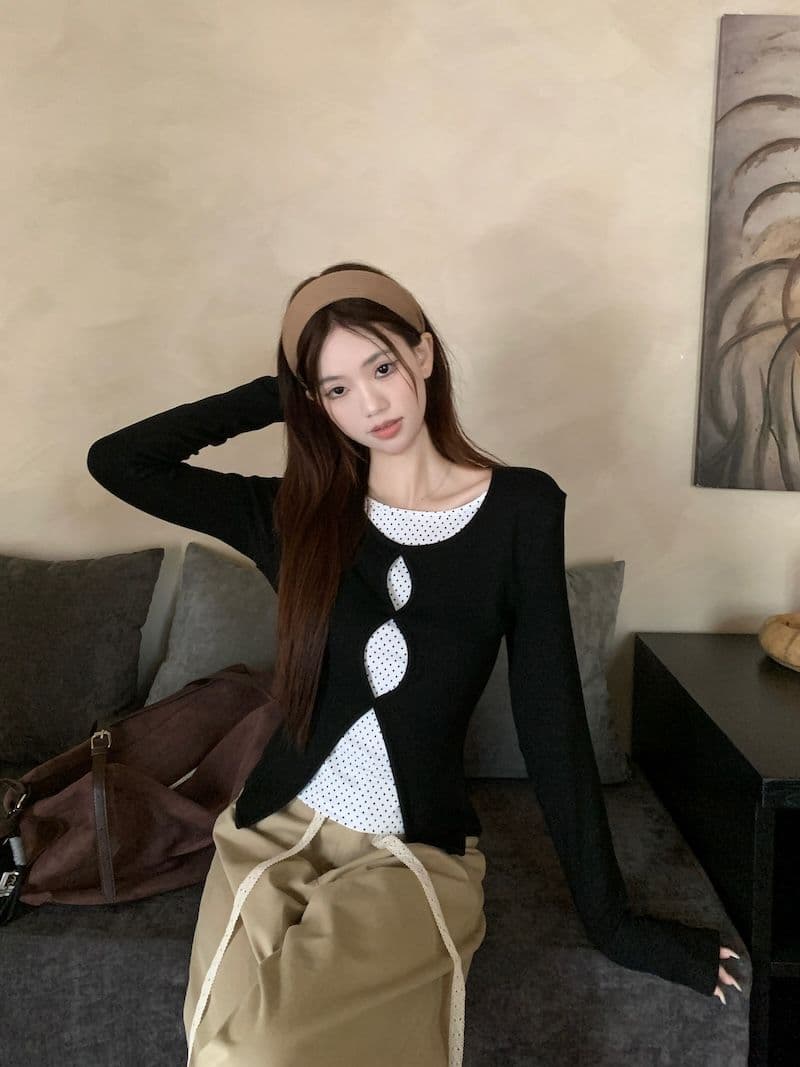 페이크 레이어드 패치워크 배색 긴팔 티셔츠 여성 가을 검정색 몸매 가꾸기 슬림해 보이는 쇼트 스타일 맨위 상세 이미지 4