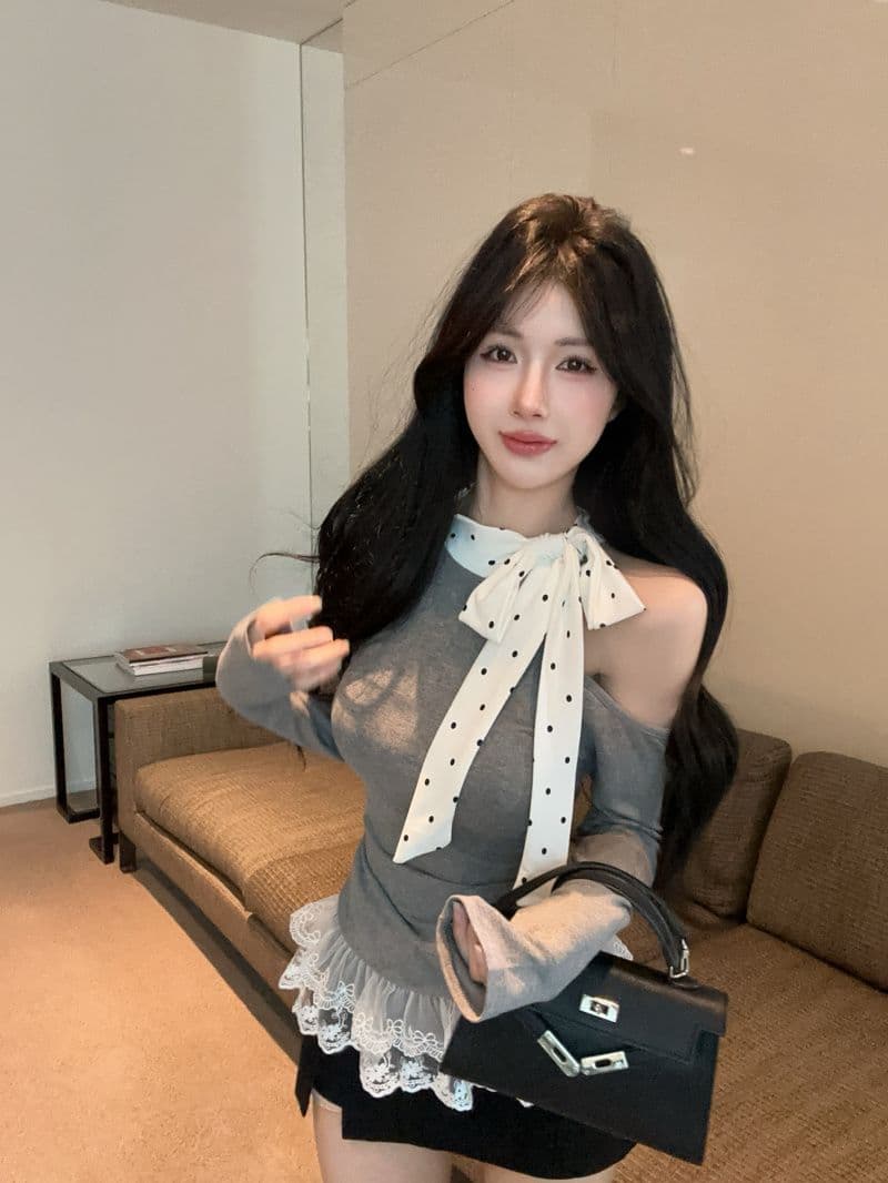 핫걸 오프숄더 패치워크 긴팔 티셔츠 느긋한 바람 섹시함 작은 대중 몸매 가꾸기 슬림해 보이는 비스듬한 어깨 의류 상세 이미지 3