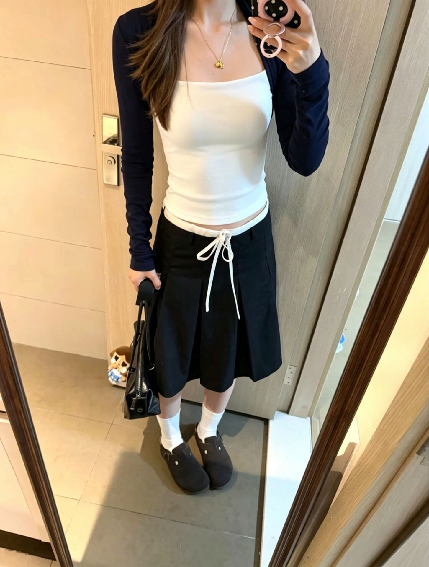 한 부서 작은 대중 광장 칼라 배색 페이크 레이어드 긴팔 티셔츠 상세 이미지 2