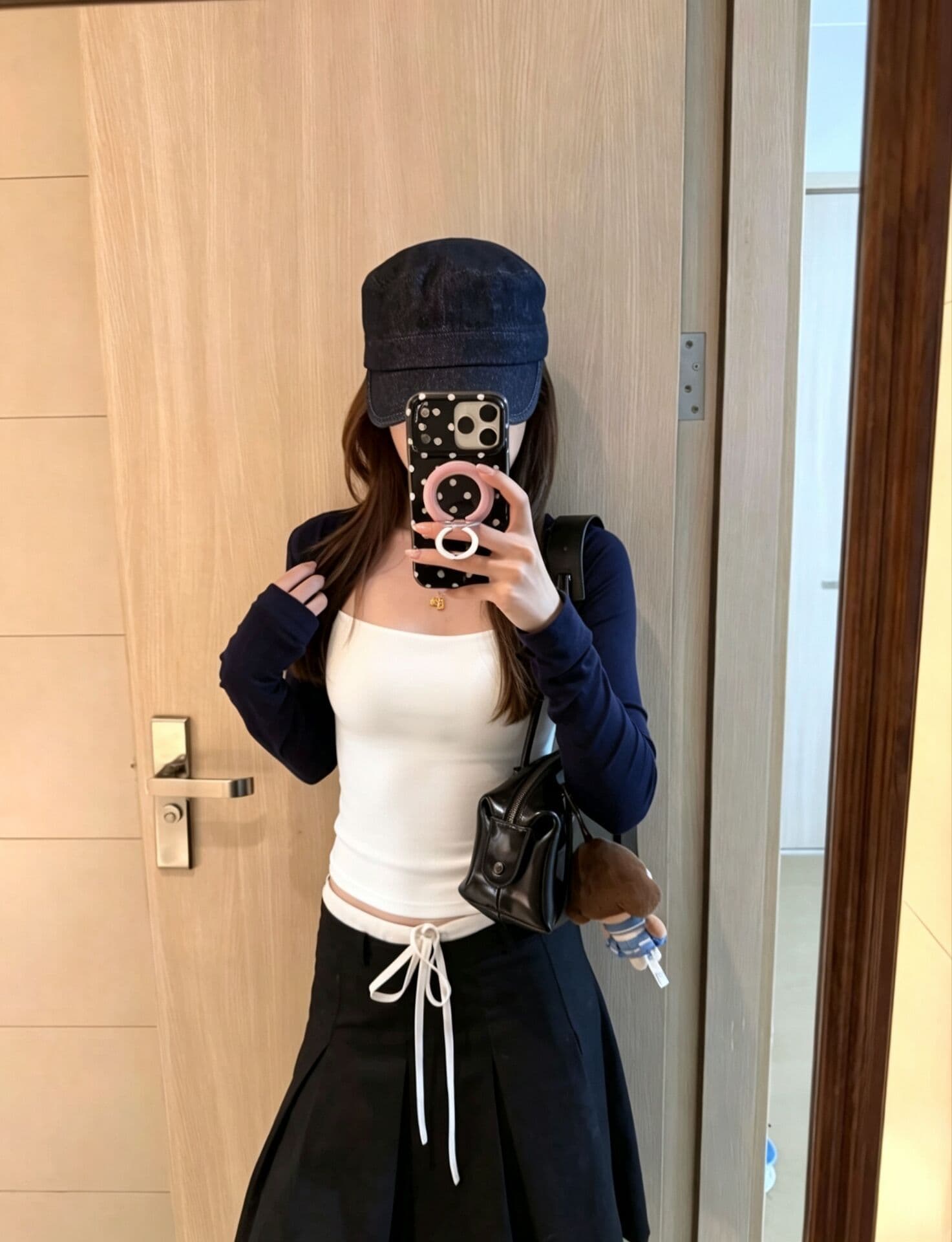 한 부서 작은 대중 광장 칼라 배색 페이크 레이어드 긴팔 티셔츠 상세 이미지 4