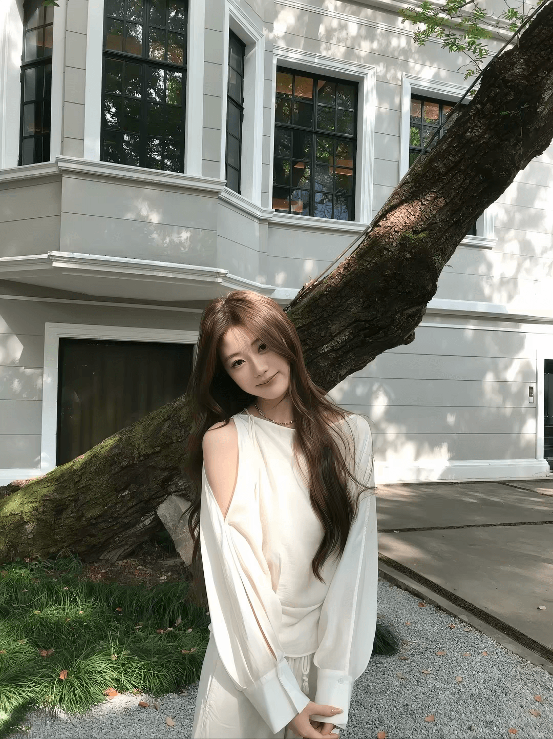 면 100% 원단 프랑스식 홀로우 아웃 스트랩 오프숄더 긴팔 여성 셔츠 작은 대중 맨위 이미지 2
