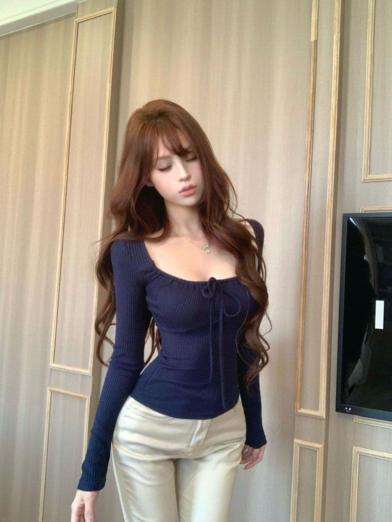 뮤 S 따뜻한 플러시 광장 칼라 스트랩 긴팔 커피 색상 티셔츠 여성 가을 겨울 새로운 상세 이미지 17