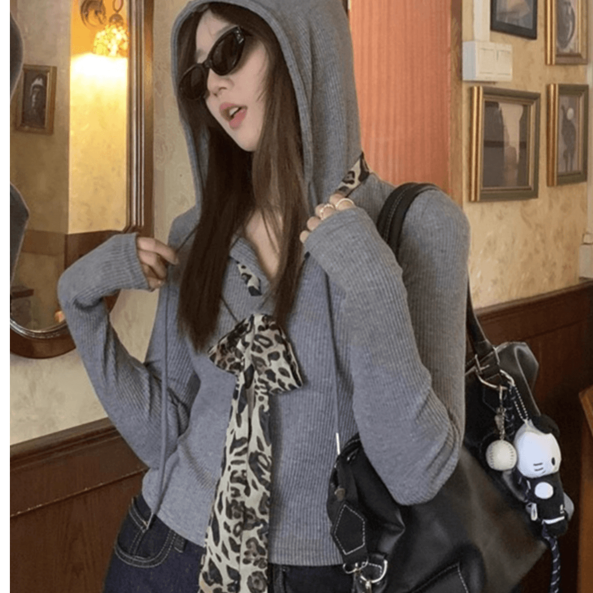 양모 De 플러시 섹시함 V넥 레오파드 무늬 넥타이 패치워크 긴팔 티셔츠 기본 셔츠 여성 가을 맨위 이미지 4