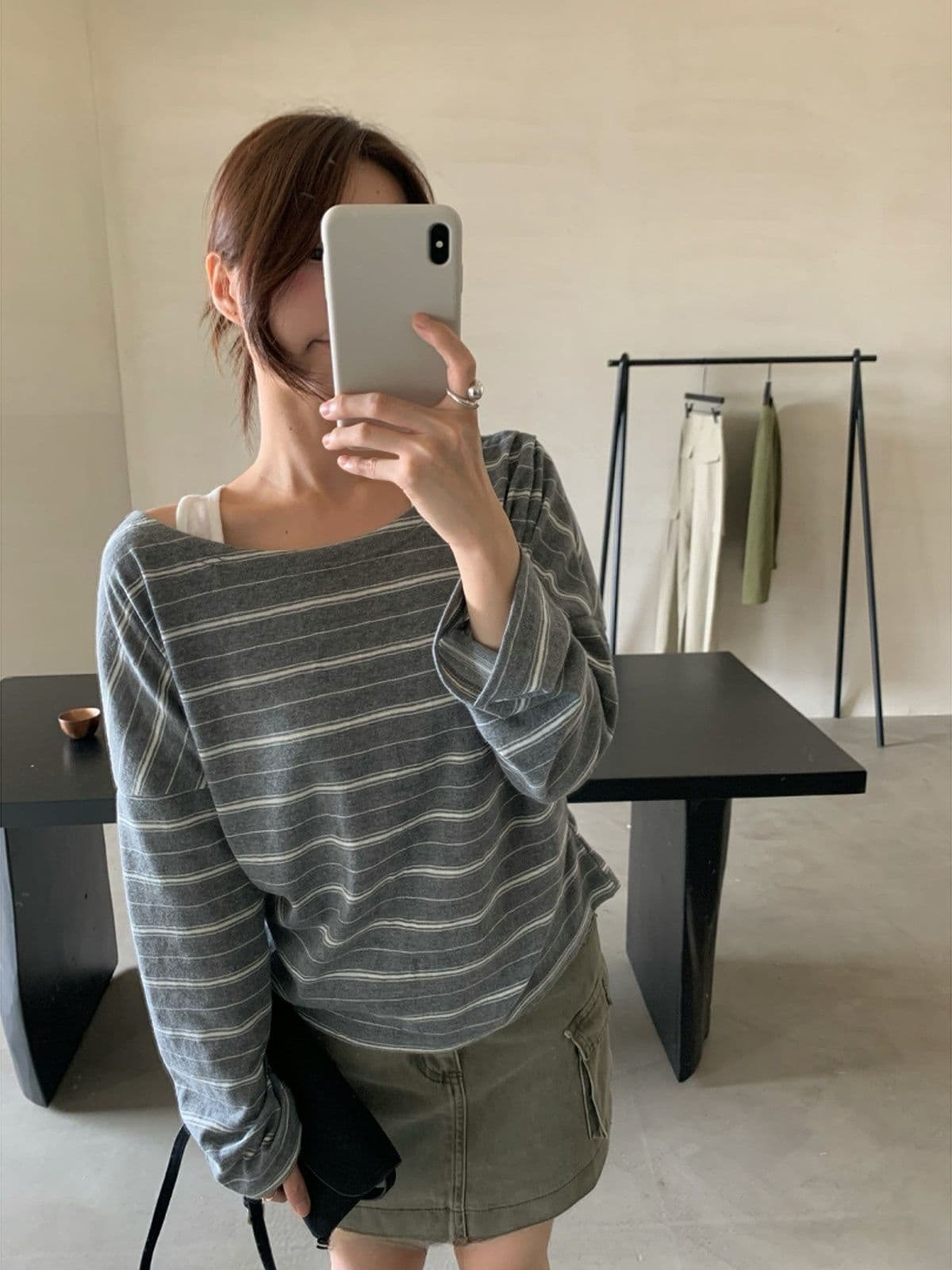 한 부서 이른 가을 스트라이프 긴팔 티셔츠 여성 페이크 레이어드 루즈핏 다용도 슬림해 보이는 캐주얼 맨위 상세 이미지 1