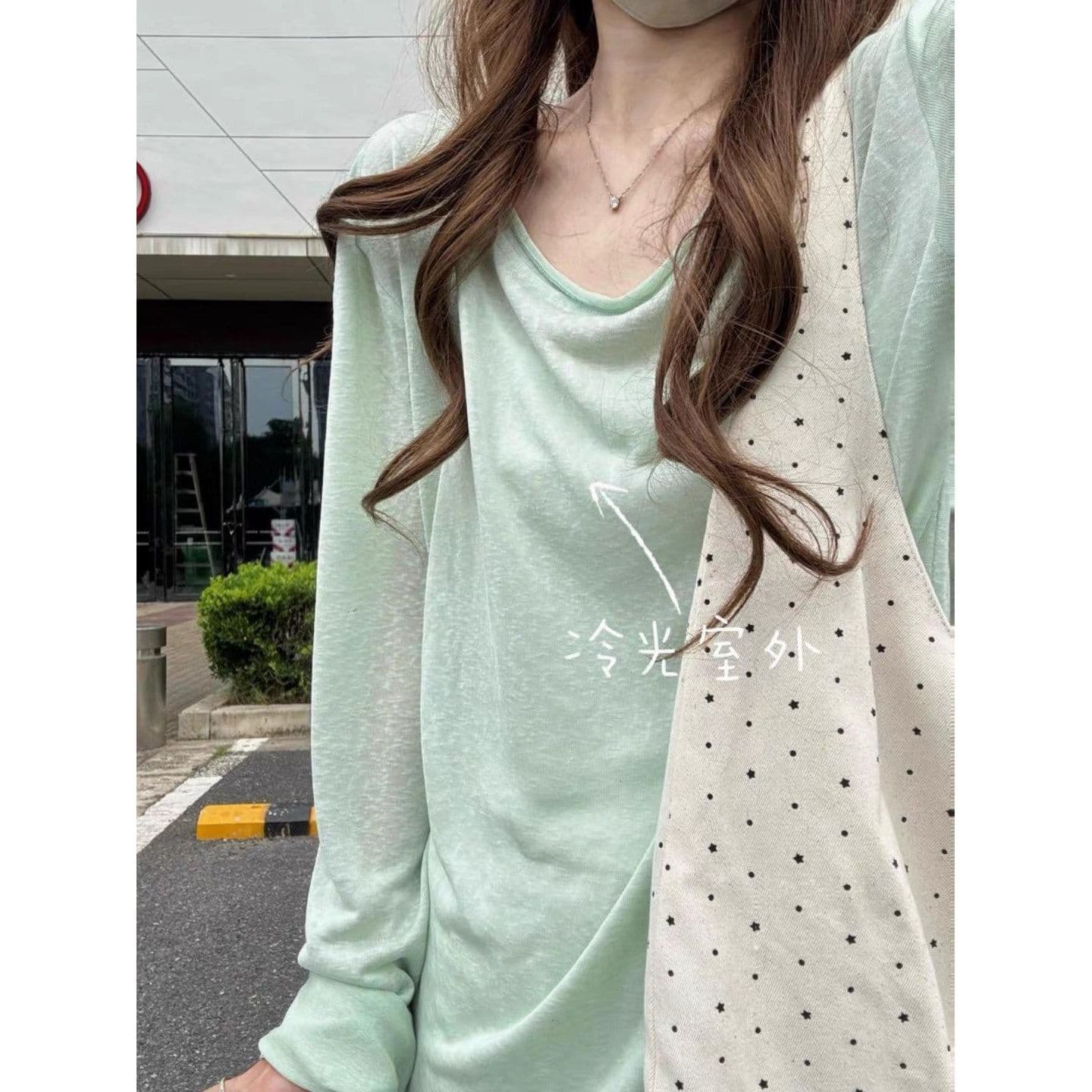 핑크색 주간 실크 자외선 차단 블라우스 여성 여름 얇은 스타일 외부 가져 가라. 캐주얼 슬림해 보이는 느긋한 긴팔 에어컨 셔츠 티셔츠 맨위 이미지 4