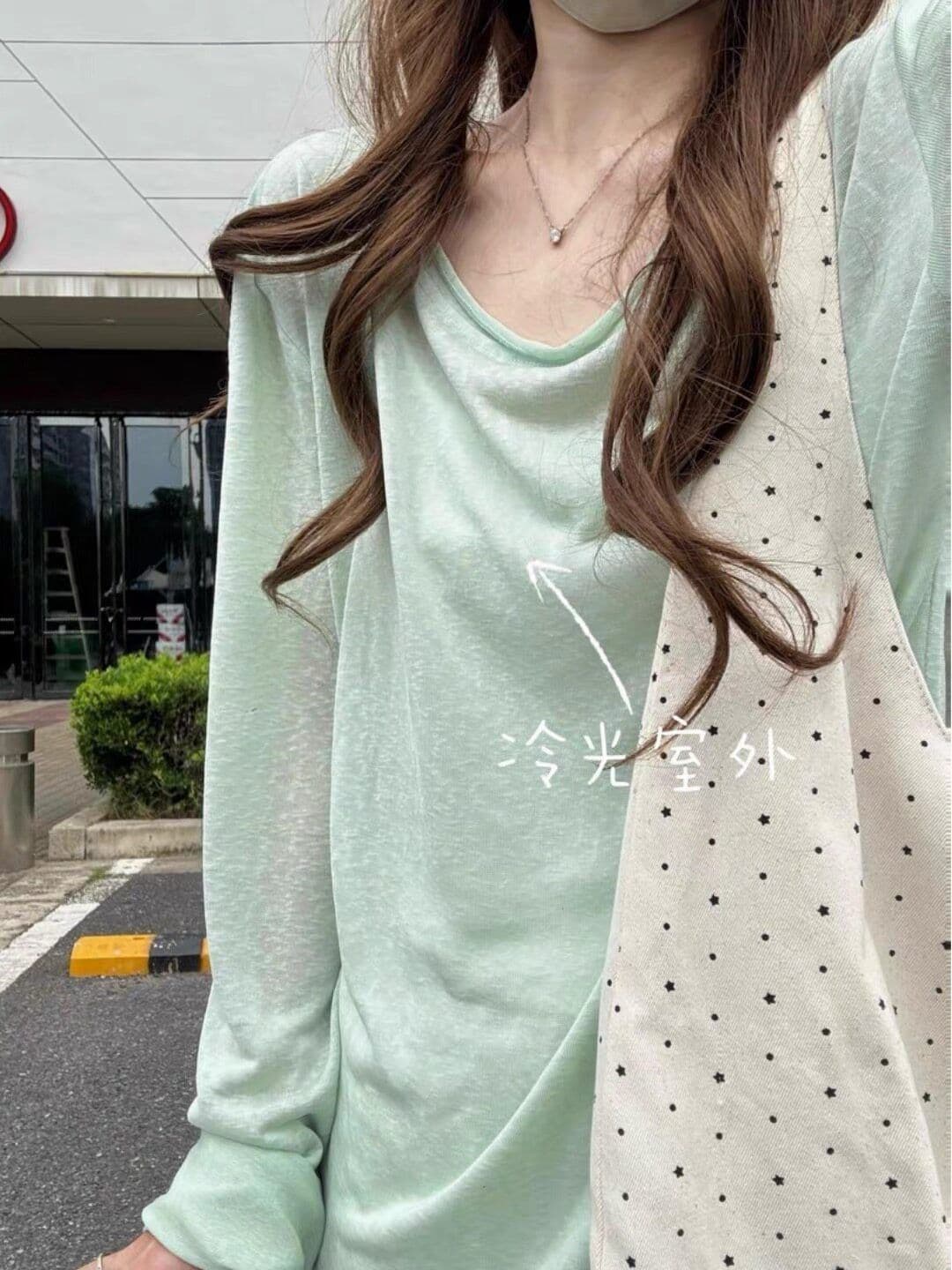핑크색 주간 실크 자외선 차단 블라우스 여성 여름 얇은 스타일 외부 가져 가라. 캐주얼 슬림해 보이는 느긋한 긴팔 에어컨 셔츠 티셔츠 맨위 상세 이미지 2