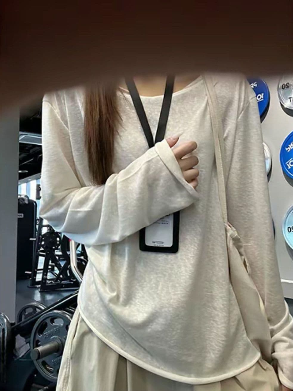 핑크색 주간 실크 자외선 차단 블라우스 여성 여름 얇은 스타일 외부 가져 가라. 캐주얼 슬림해 보이는 느긋한 긴팔 에어컨 셔츠 티셔츠 맨위 상세 이미지 3