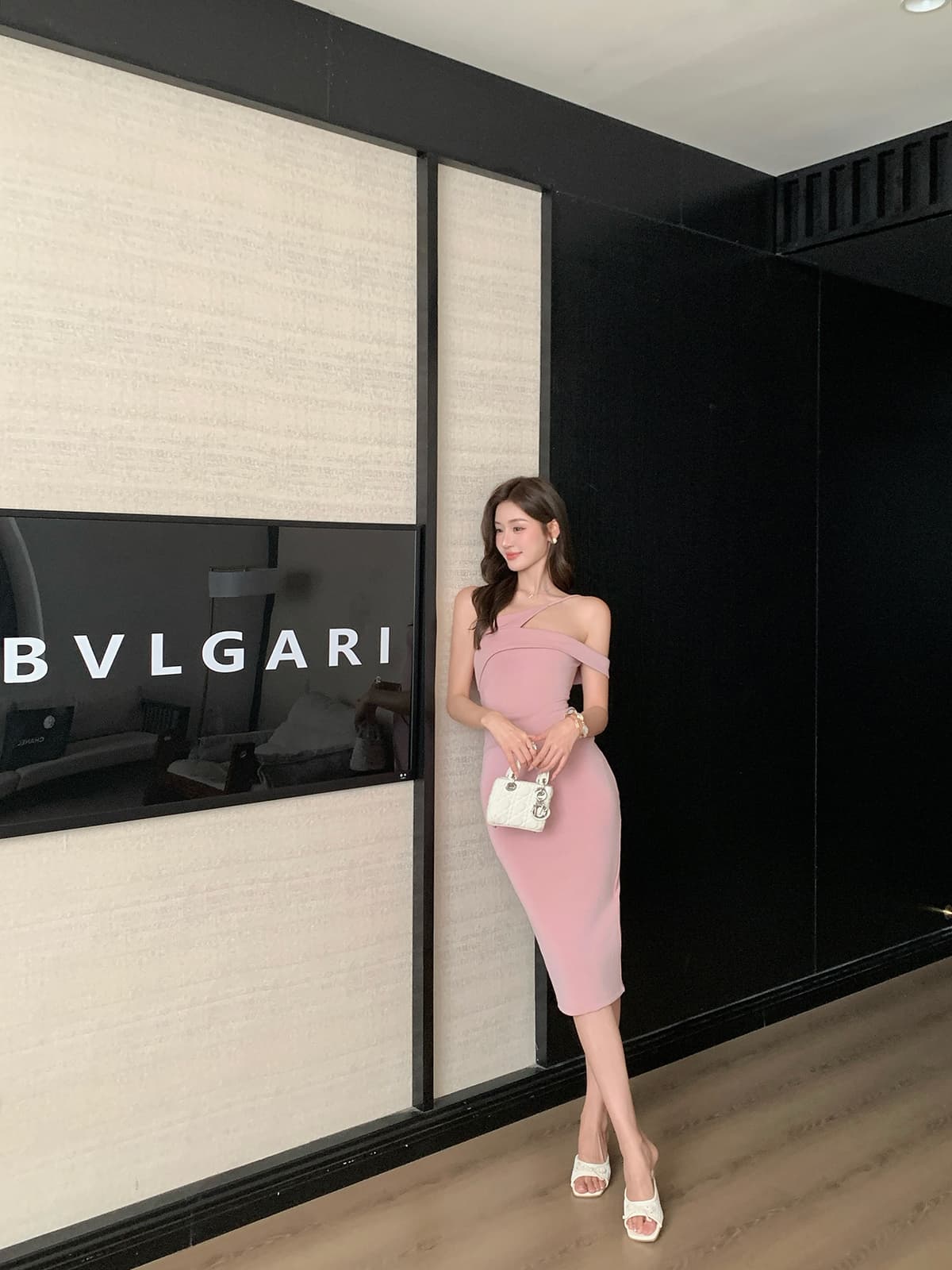 여름 몸매 가꾸기 슬림해 보이는 타이트 스커트 치마 센스 비스듬한 어깨 불규칙 오프숄더 순수한 욕망 슬립 드레스 상세 이미지 11