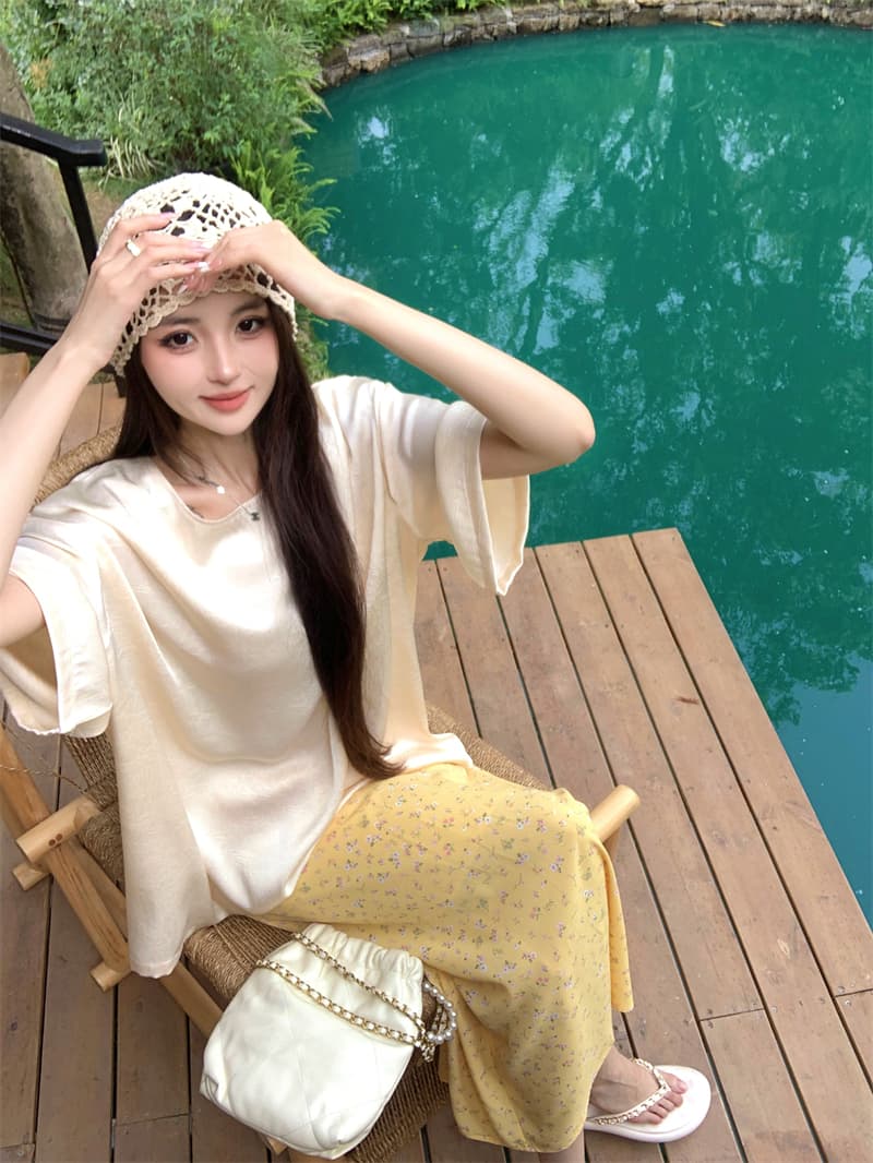 실사 정가 새로운 루즈핏 다용도 여름 섹션 티셔츠 여성 여름 전원 신선함 이후 트임 꽃무늬 반신 스커트 상세 이미지 8