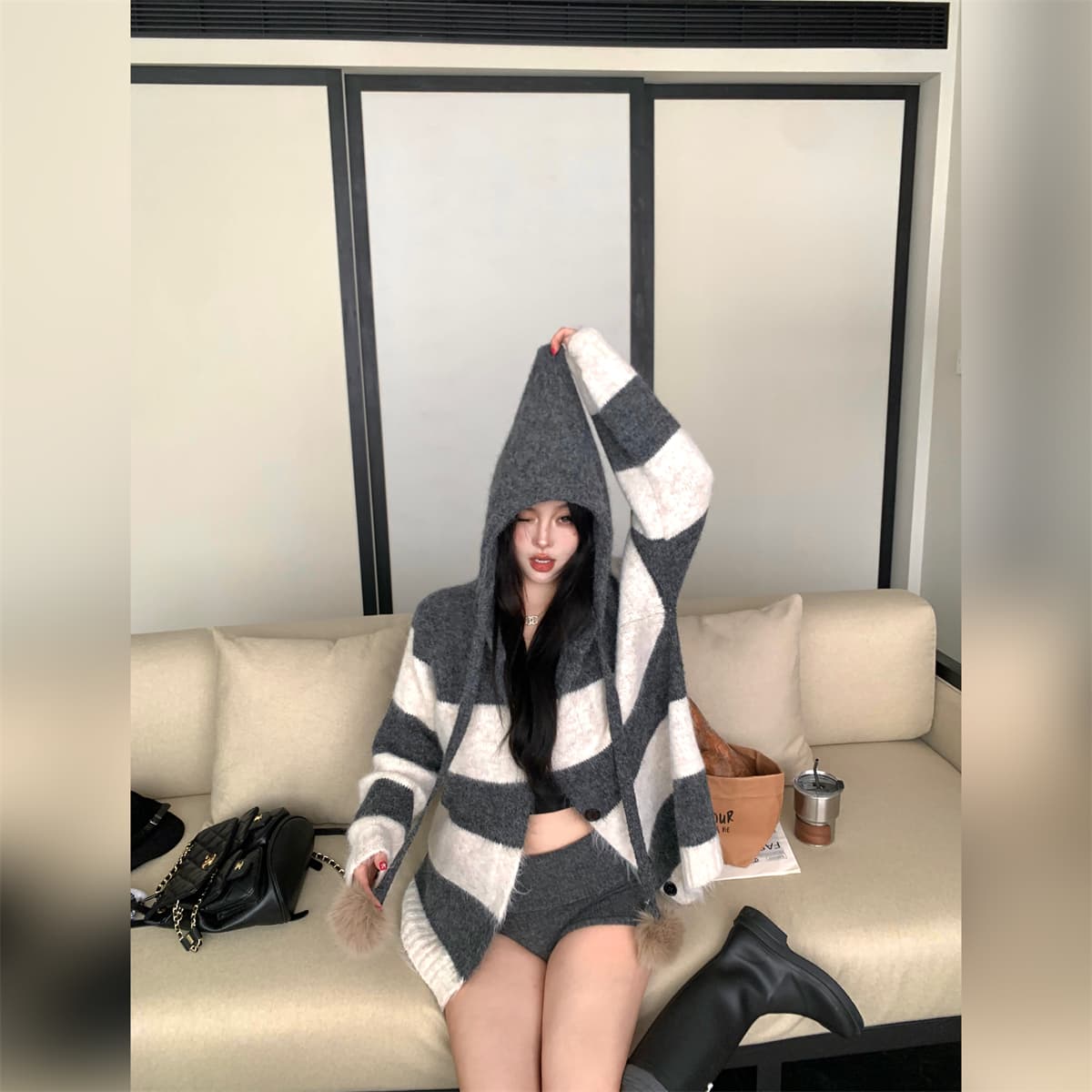 실사 정가 높은 품질 2026 가을 새로운 루즈핏 느긋한 오픈 가디건 스트라이프 후드 긴팔 스웨터 여성 코트 이미지 5