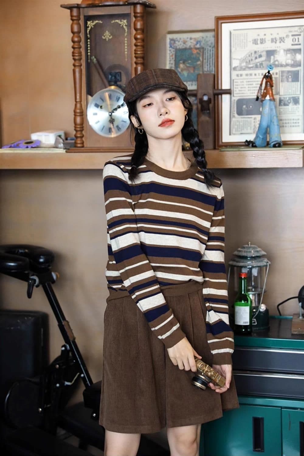 2026 스트라이프 패치워크 색상 셔츠 여성 루즈핏 라운드 넥 레트로 디자인 센스 여성 배색 풀오버 맨위 기본 셔츠 티셔츠 상세 이미지 6