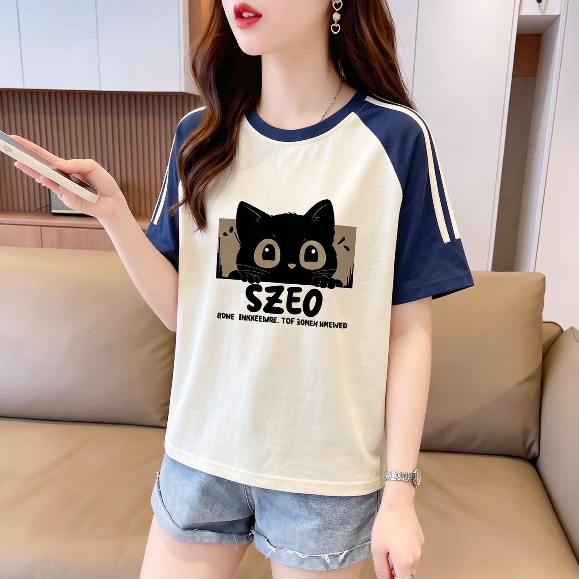눈꽃 면 65 면 35 폴리에스터 2026 여름 새로운 한국 스타일 삽입 어깨 소매 고양이 프린트 반팔 티셔츠 여성 상세 이미지 2