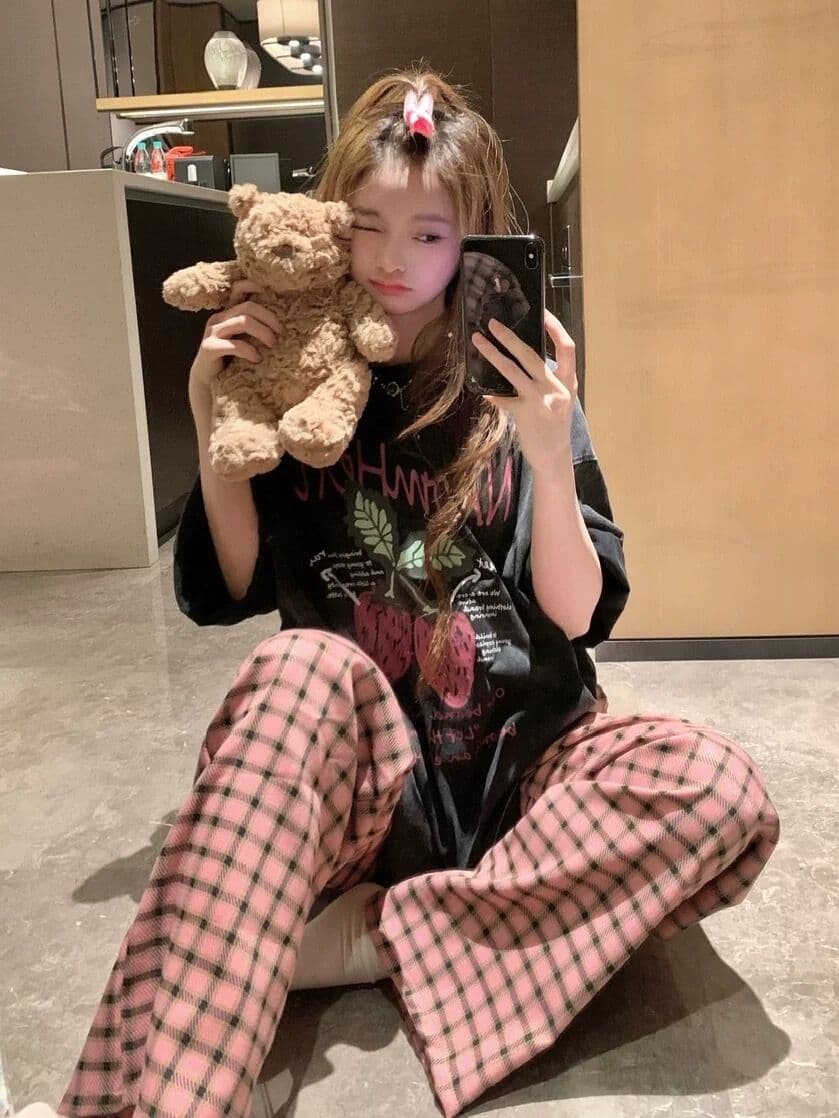 핑크색 펌프 로프 체크무늬 와이드 레깅스 바지 가을 새로운 하이웨이스트 도루 센스 루즈핏 스트레이트 슬림해 보이는 바닥 청소 캐주얼 긴 바지 이미지 4