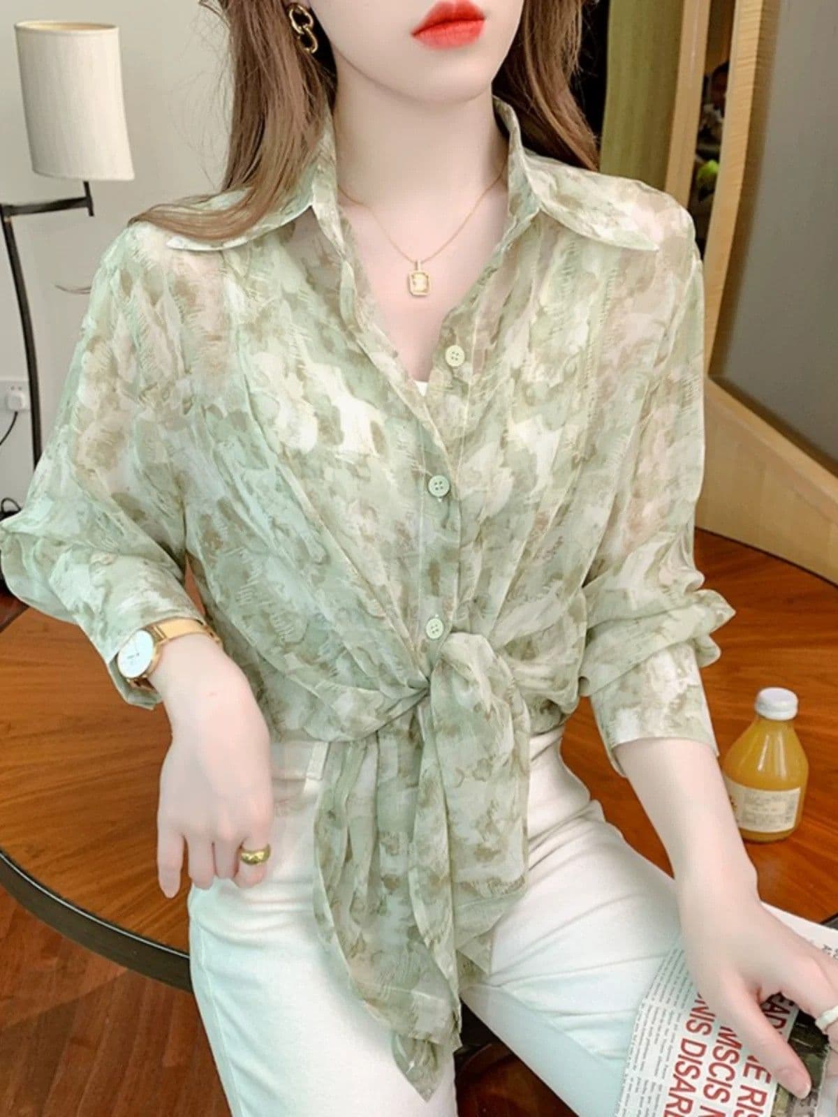 얼음 실크 자외선 차단 의류 여성 여름 얇은 2026 년 새로운 디자인 센스 홀치기 염색 프린트 루즈핏 쉬폰 셔츠 상세 이미지 32