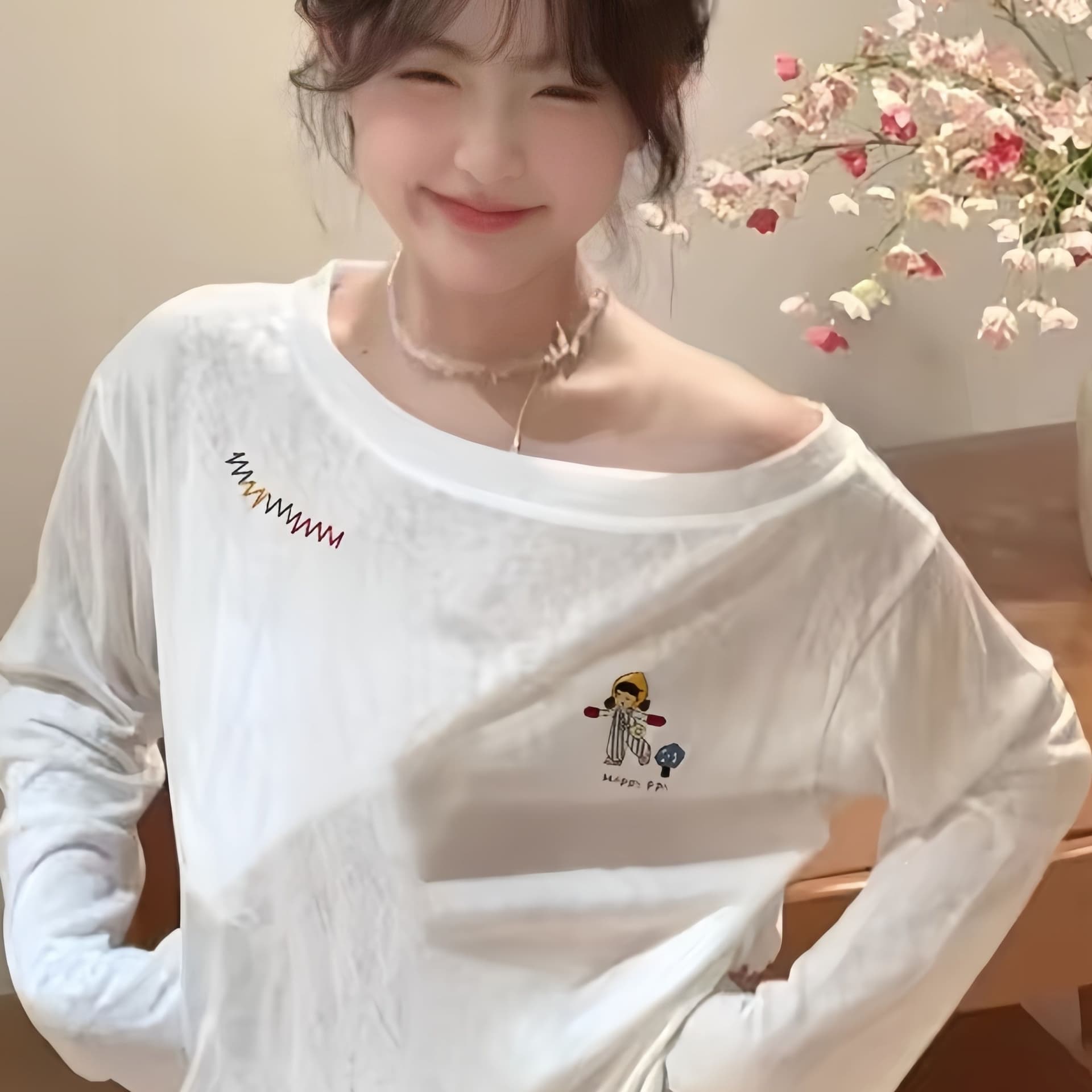 65 면 눈꽃 면 만화 프린트 비스듬한 어깨 긴팔 티셔츠 여성 여름 얇은 스타일 블라우스 자외선 차단 오프숄더 맨위 이미지 5