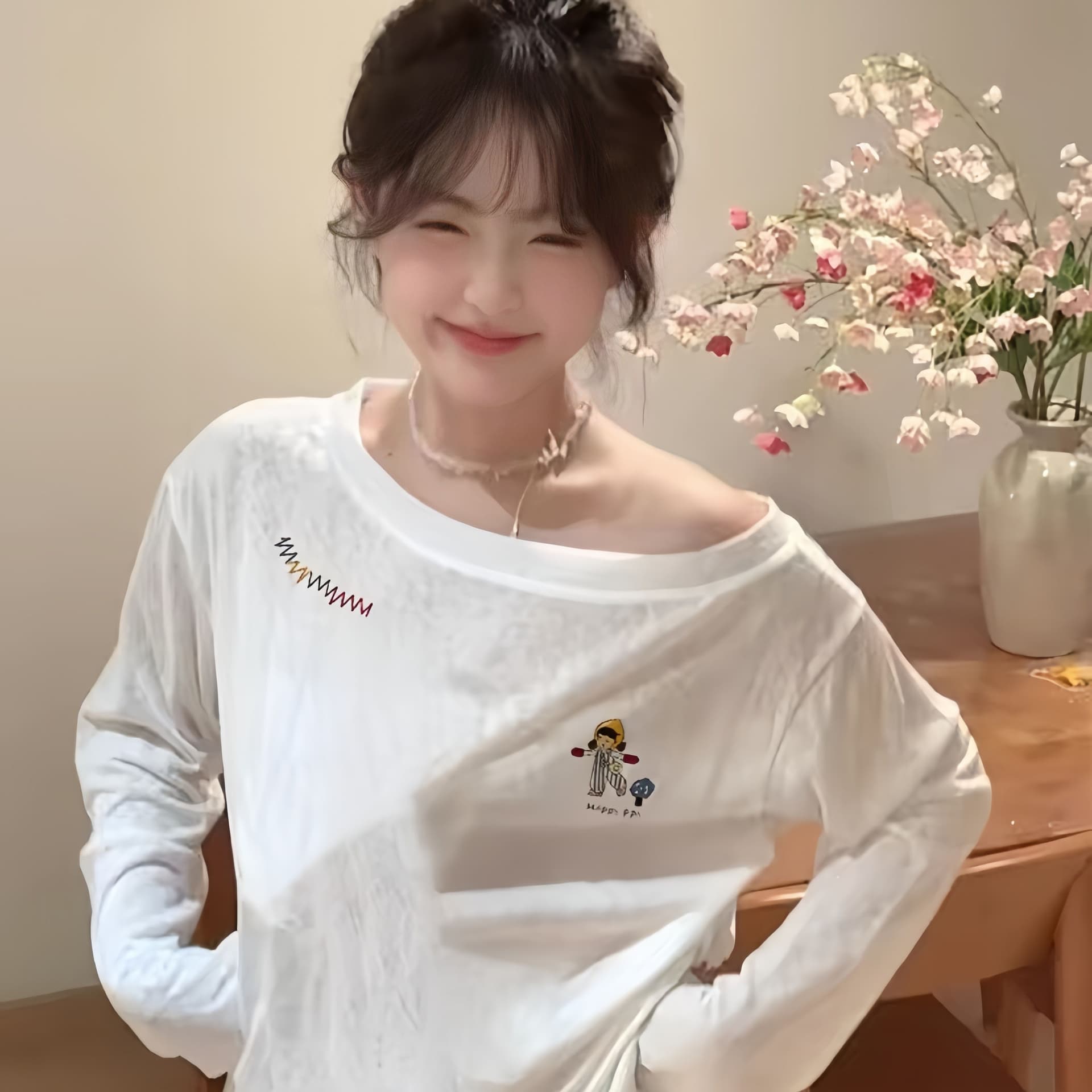 65 면 눈꽃 면 만화 프린트 비스듬한 어깨 긴팔 티셔츠 여성 여름 얇은 스타일 블라우스 자외선 차단 오프숄더 맨위 상세 이미지 4