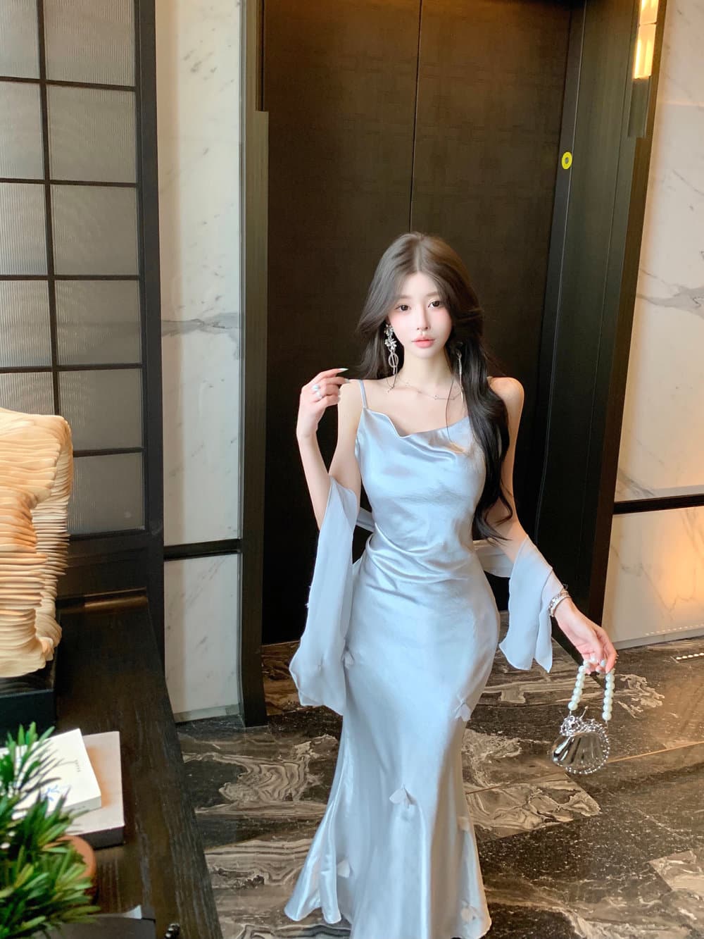 실사 명문 여성 품격 이슬 쇄골 품격 허리 수축 디스플레이 몸 흔들다 칼라 슬립 점프 슈트 치마 세트 여성 이미지 3