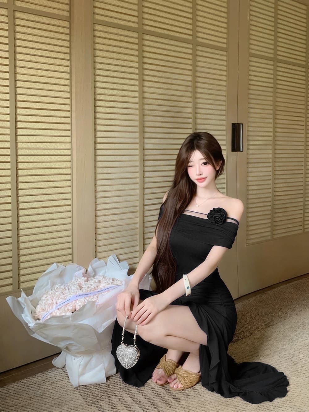 실사 순수한 욕망 오프숄더 불규칙 섹시함 프릴 패치워크 허리 수축 슬림해 보이는 드레스 이미지 3