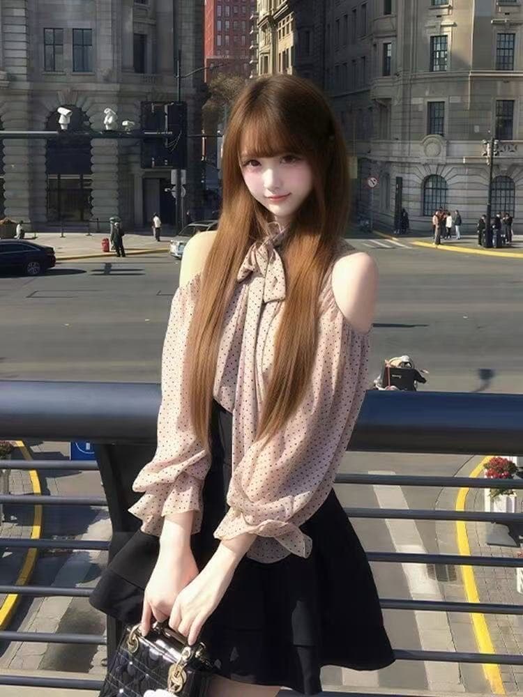 꽃의 계절 나이 나이 일본식 우아함 천 금빛 바람 도트 무늬 나비 매듭 오프숄더 맨위 슬림해 보이는 하이웨이스트 반 스커트 투피스 세트