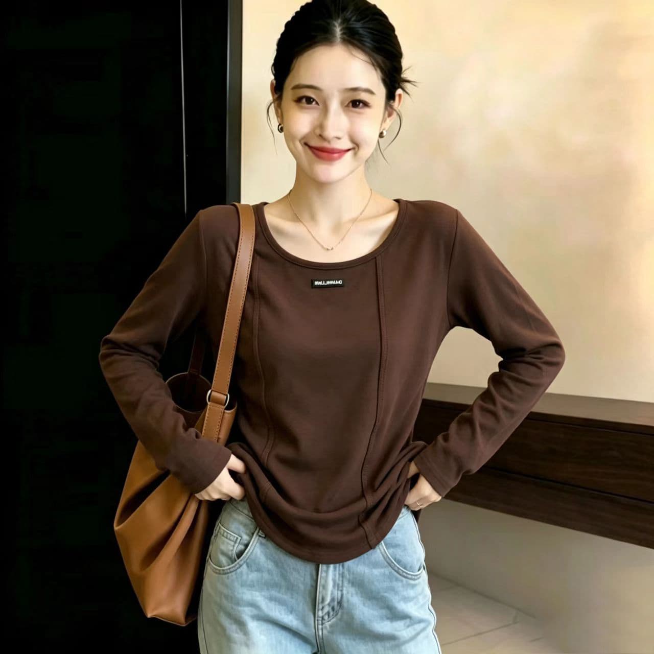 실사 가을 의상 새로운 지방 mm 루즈핏 슬림해 보이는 패션 디자인 센스 Chic 빅 사이즈 여성 의류 긴팔 티셔츠 기본 셔츠 이미지 2