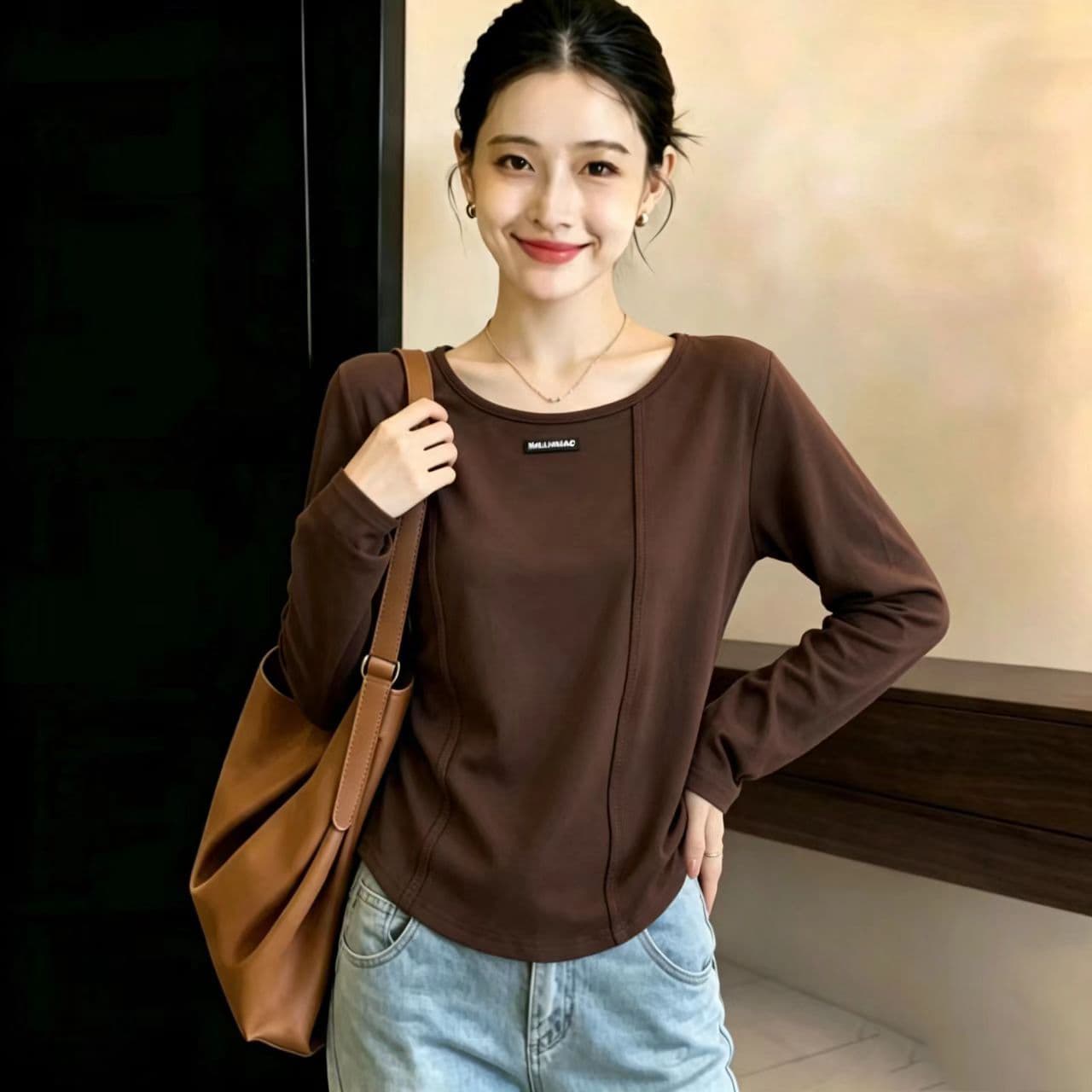 실사 가을 의상 새로운 지방 mm 루즈핏 슬림해 보이는 패션 디자인 센스 Chic 빅 사이즈 여성 의류 긴팔 티셔츠 기본 셔츠 이미지 4