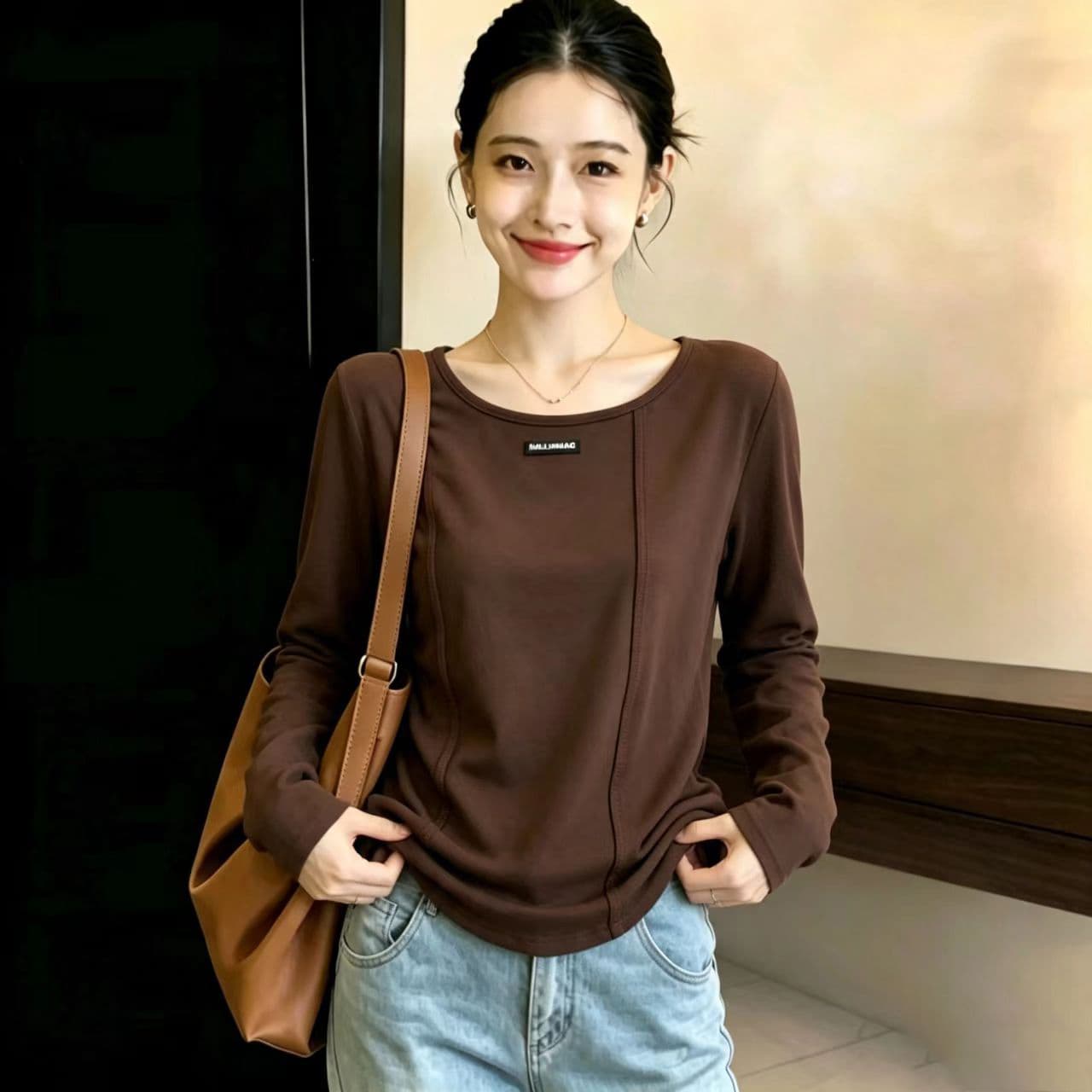 실사 가을 의상 새로운 지방 mm 루즈핏 슬림해 보이는 패션 디자인 센스 Chic 빅 사이즈 여성 의류 긴팔 티셔츠 기본 셔츠 상세 이미지 2