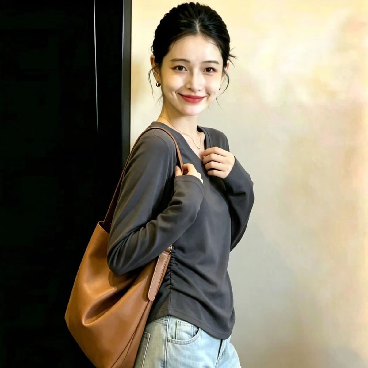 실사 가을 의상 새로운 지방 mm 루즈핏 슬림해 보이는 V넥 디자인 센스 Chic 빅 사이즈 여성 의류 긴팔 기본 셔츠 티셔츠 트렌디 상세 이미지 4