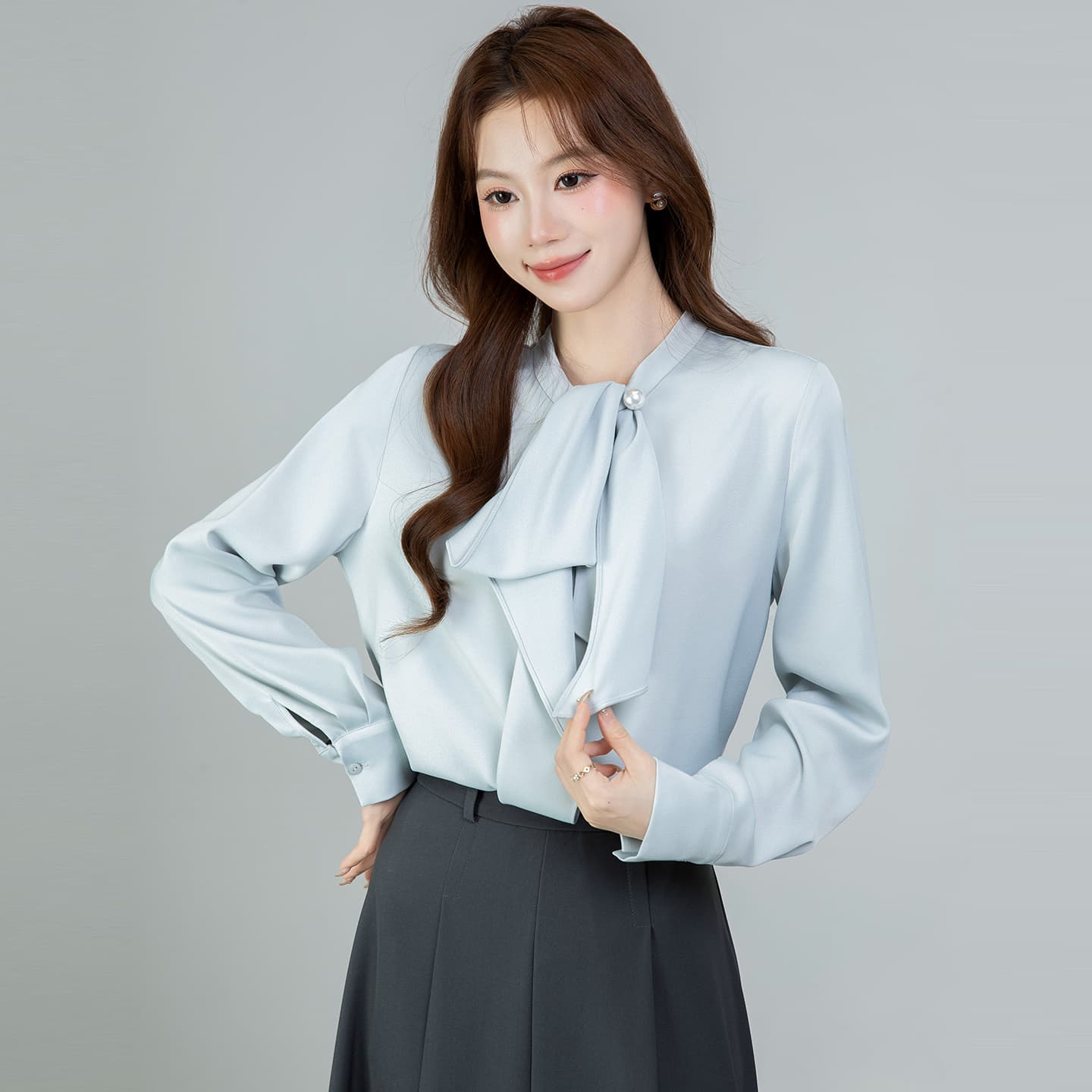 있음 선적 실사 2026 가을 새로운 다용도 나비 매듭 긴팔 셔츠 여성 셔츠 이미지 4