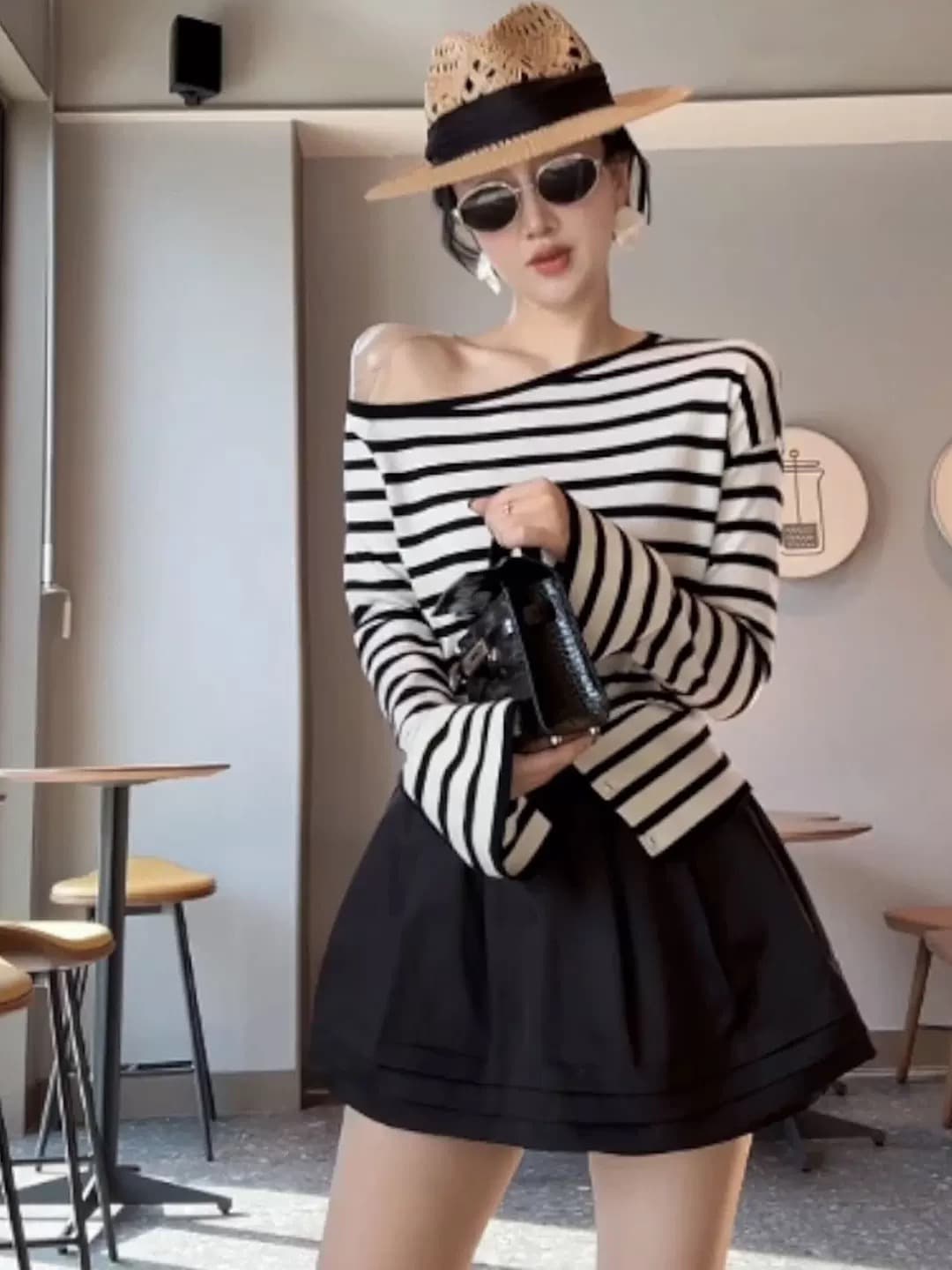 xiaobai 봄 새로운 한 부서 작은 대중 스트라이프 배색 다용도 루즈핏 맨위 이미지 2