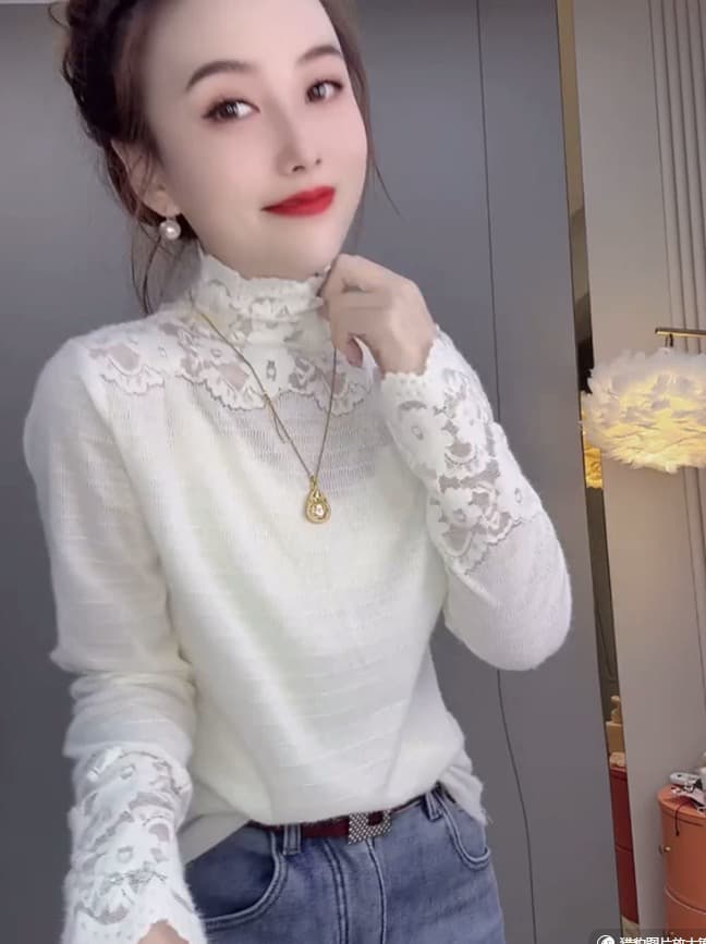 겨울 2026 새로운 패치워크 레이스 디자인 센스 긴팔 티셔츠 여성 의류 작은 대중 몸매 가꾸기 슬림해 보이는 기본 셔츠 맨위 이미지 4