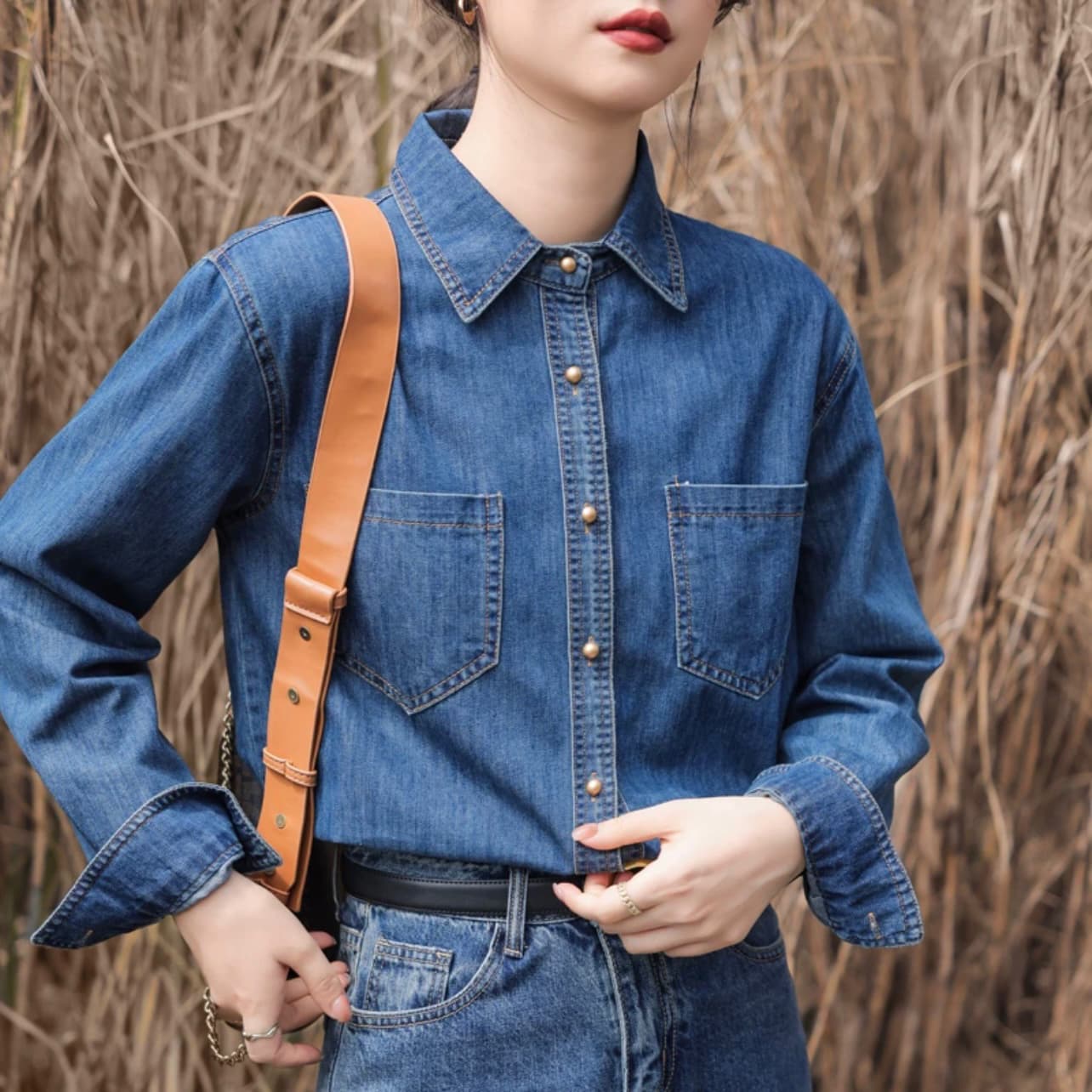 아니요 볼륨 측면 파란색 데님 여성 셔츠 봄 가을 스택 착용 디자인 센스 작은 대중 레트로 홍콩 느낌 루즈핏 긴팔 이미지 4