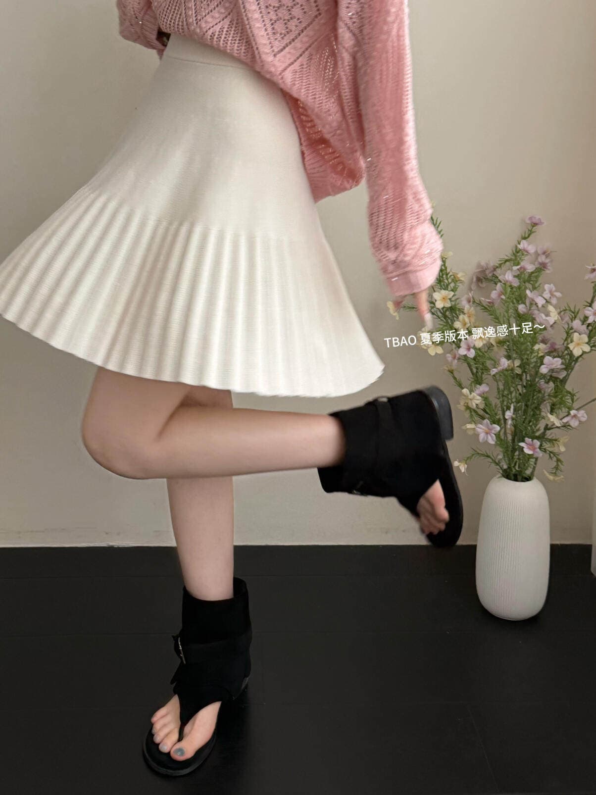2026 년 가을 겨울 새로운 한 부서 연령 감소 바람 소녀 센스 플리츠 스커트 다용도 폭발 치마 반신 스커트 상세 이미지 4
