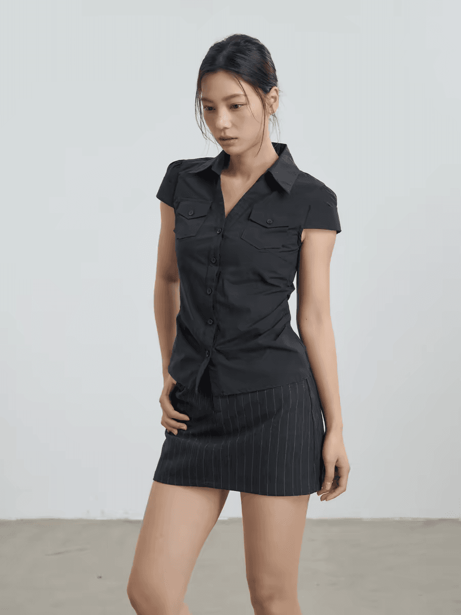 r 오리지널 검정색 한 부서 꼬집기 허리 몸매 가꾸기 슬림해 보이는 반팔 주머니 허리 수축 품격 셔츠 맨위 여성 여름 이미지 2
