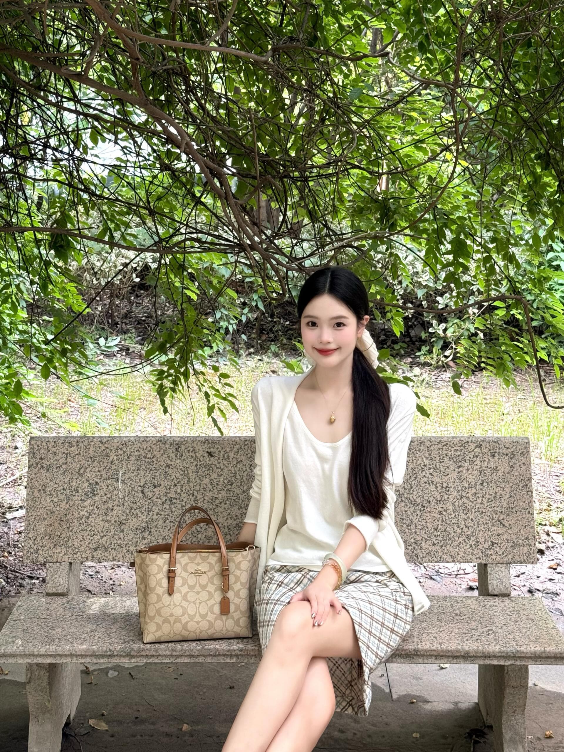 작은 대중 디자인 체크무늬 반신 스커트 여성 봄 가을 새로운 몸매 가꾸기 슬림해 보이는 하이웨이스트 한 마디 타이트 스커트 다용도 미니 스커트 상세 이미지 7