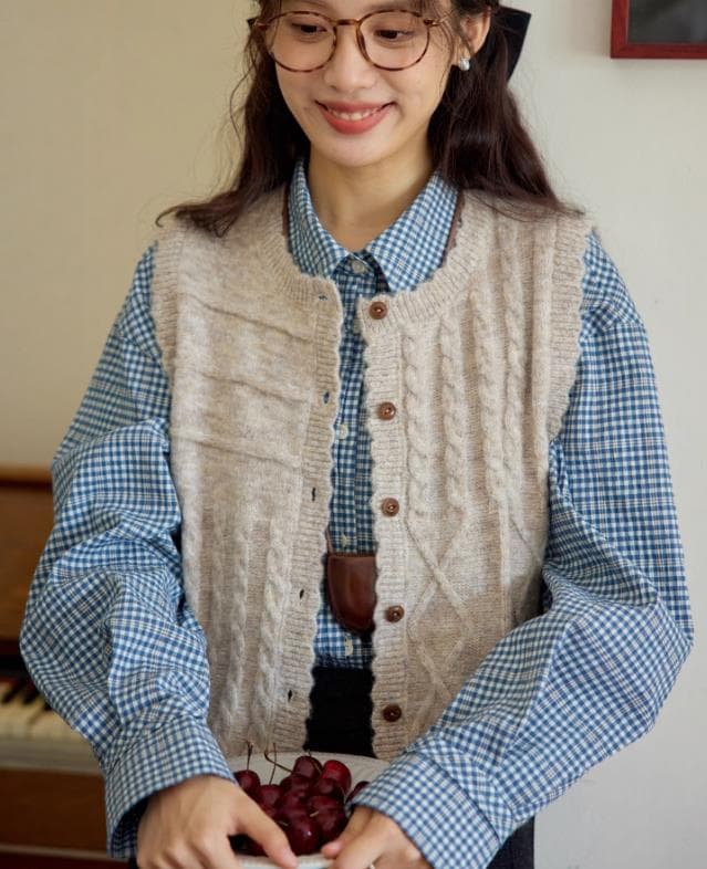 레트로 알파벳 자수 긴팔 셔츠 여성 프랑스식 루즈핏 격자 무늬 셔츠 맨위 상세 이미지 9