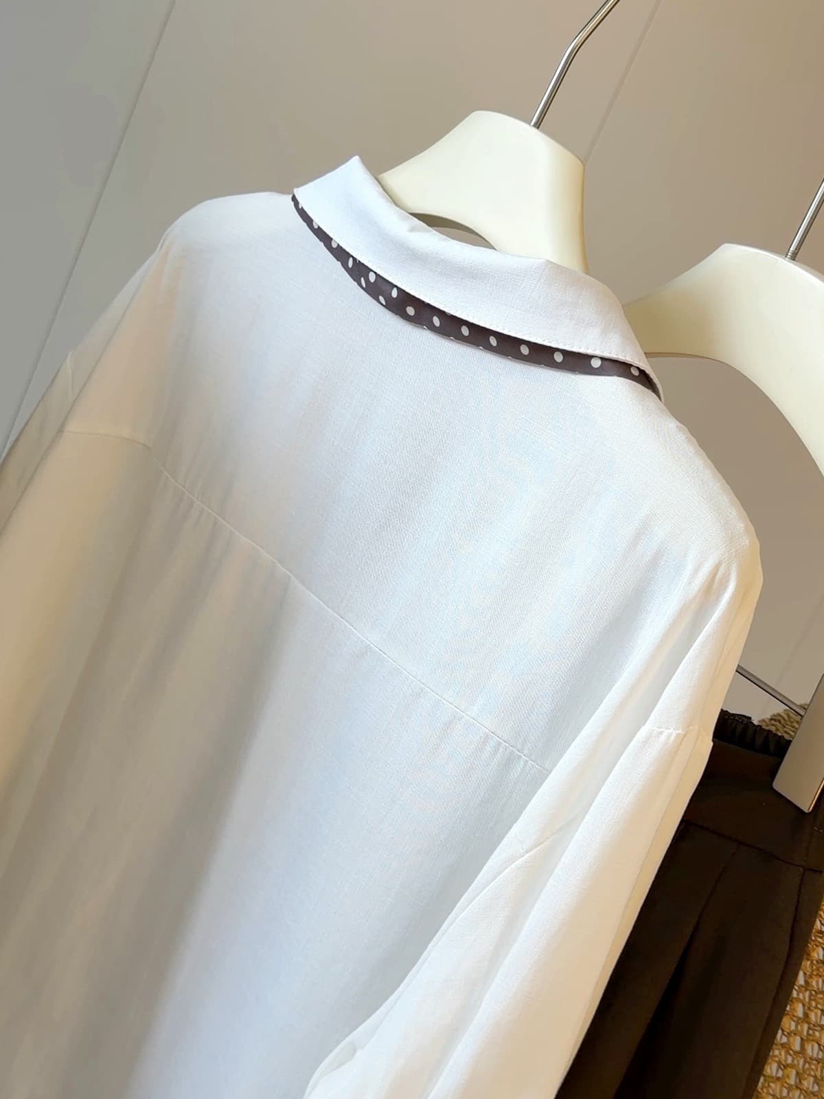 이른 가을 새로운 도트 무늬 리본 POLO 칼라 주간 실크 면 린넨 여성 셔츠 품격 캐주얼 다용도 직장 출퇴근 맨위 상세 이미지 12