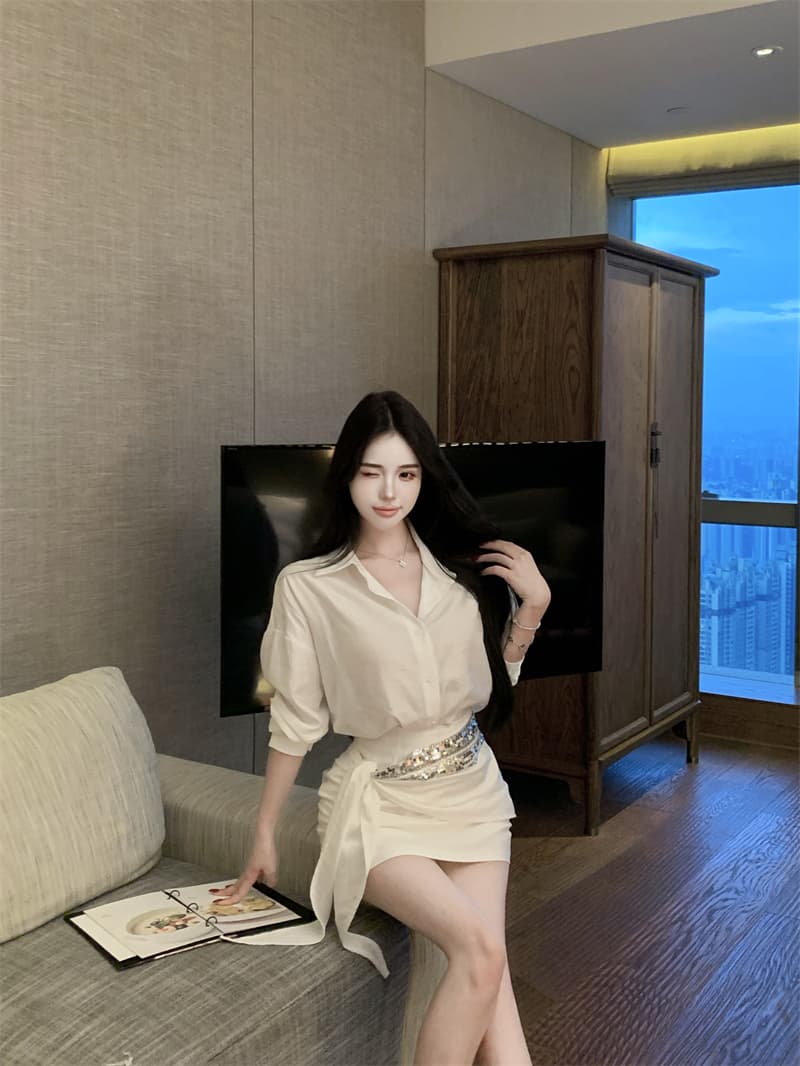 실사 정가 한 부서 품격 폴로 칼라 긴팔 셔츠 불규칙 스팽글 허리 인감 미니 스커트 패션 투피스 슈트 여성 이미지 2
