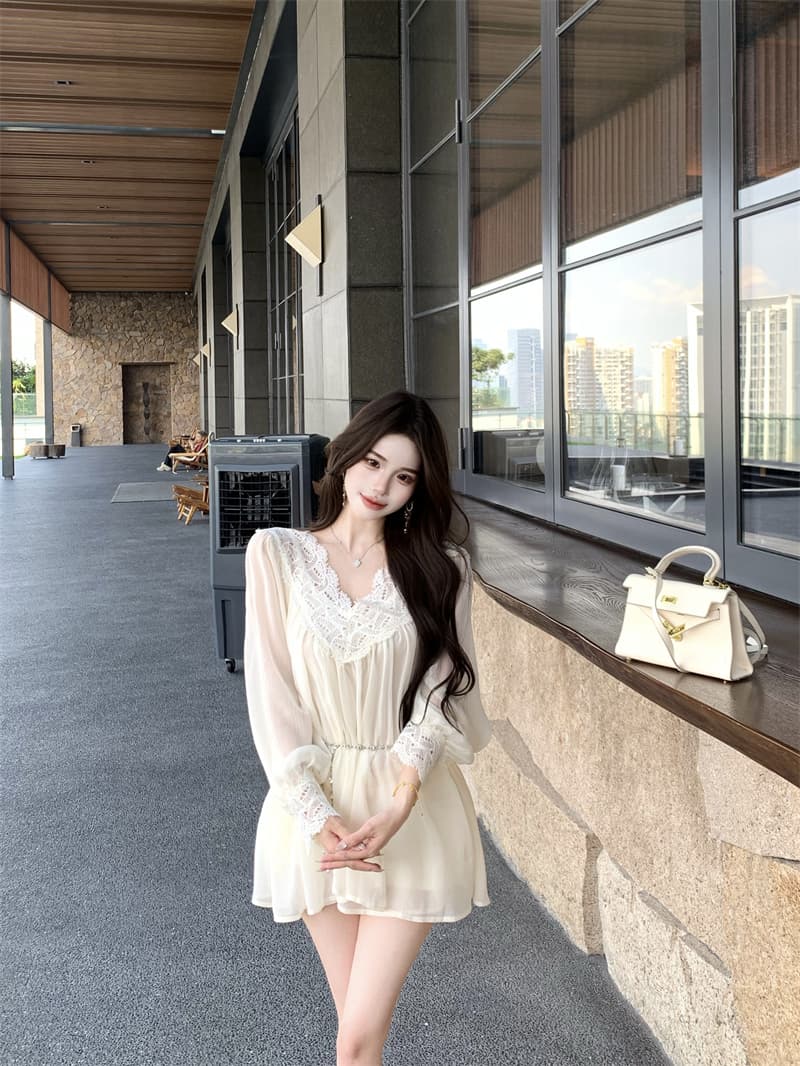 실사 정가 프랑스식 레이스 패치워크 V넥 고급 센스 몸매 가꾸기 슬림해 보이는 표지 엉덩이 치마 슬립 투피스 세트 경기 허리 사슬 상세 이미지 4