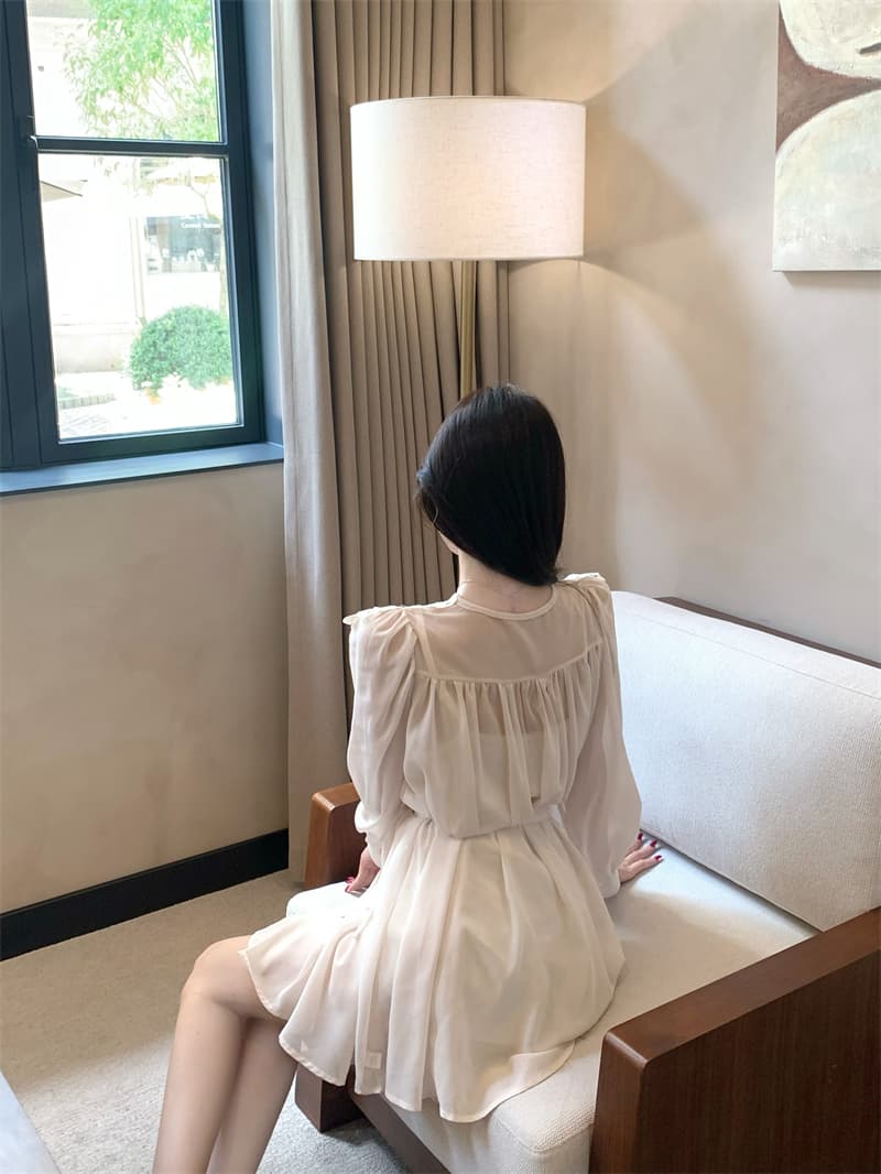 실사 정가 프랑스식 화이트 레이스 레이스 V넥 스팽글 쉬폰 드레스 허리 수축 벌룬 소매 미니 스커트 상세 이미지 17