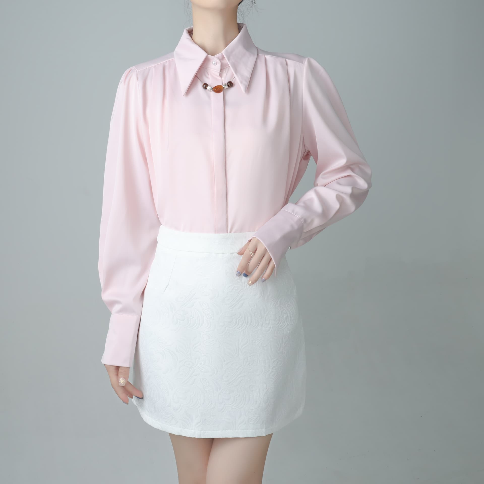 미니멀리즘 순수한 색상 시스템 펜던트 장식 폴로 칼라 거품 소매 스트레이트 루즈핏 셔츠 상세 이미지 8