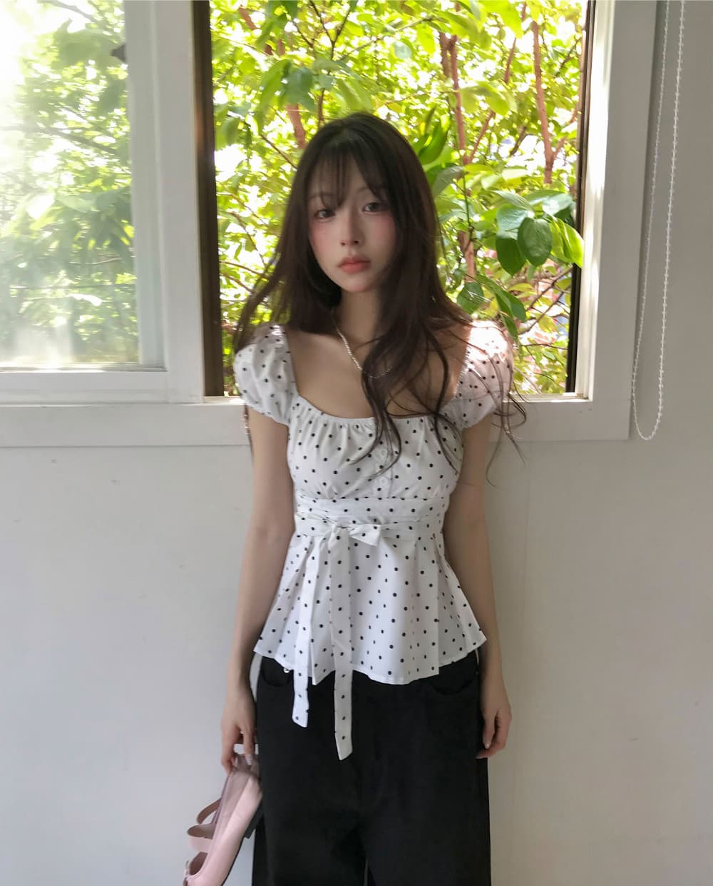 한 부서 작은 대중 도트 무늬 레이스업 나비 매듭 귀여운 연령 감소 대 u 네클라인 인형 셔츠 다용도 일상 셔츠 상세 이미지 8