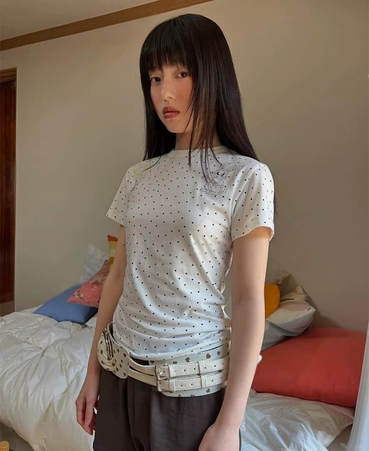 한 부서 레트로 귀여운 토끼 도트 무늬 프린트 긍정적 인 어깨 몸매 가꾸기 반팔 티셔츠 이미지 4